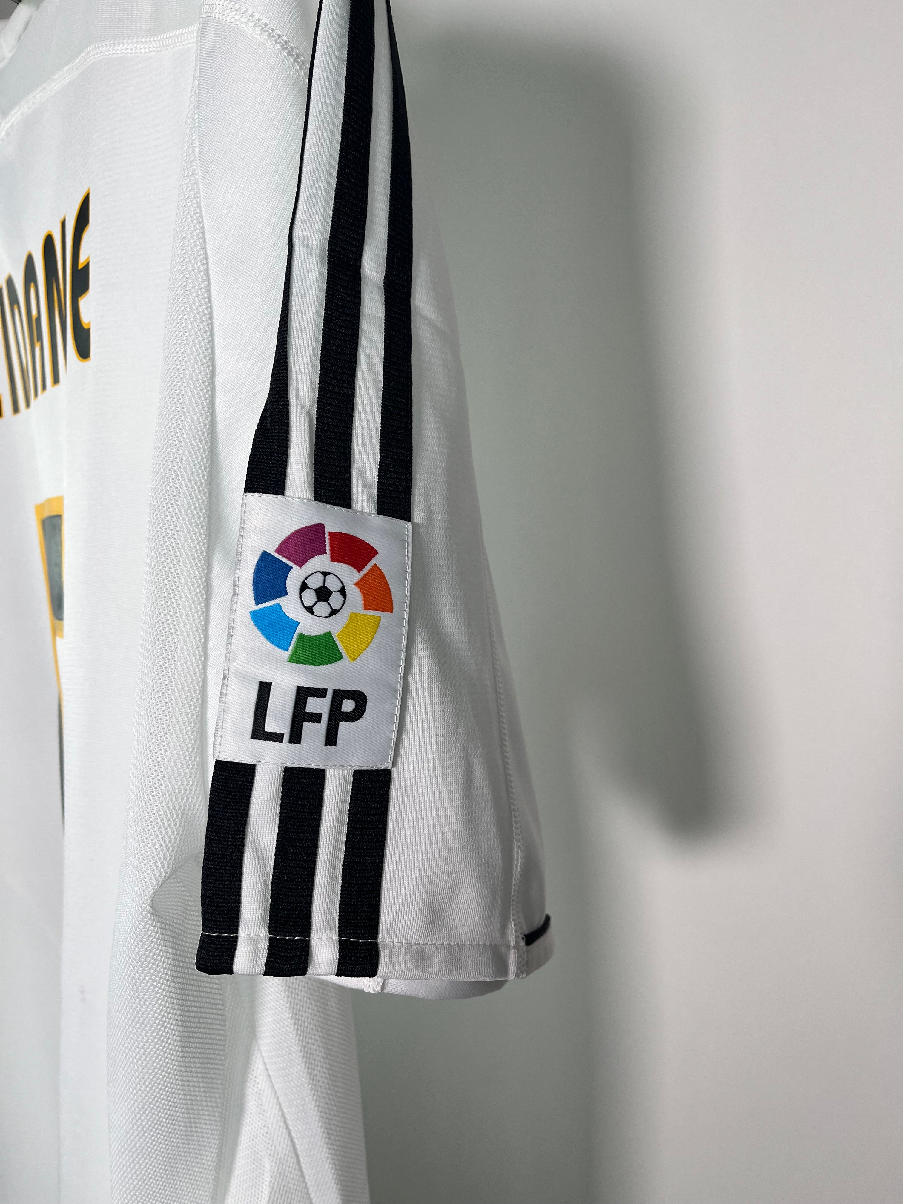 Jersey Real Madrid Local 2003 2004 *C/Etiquetas* Zinedine Zidane (XL)