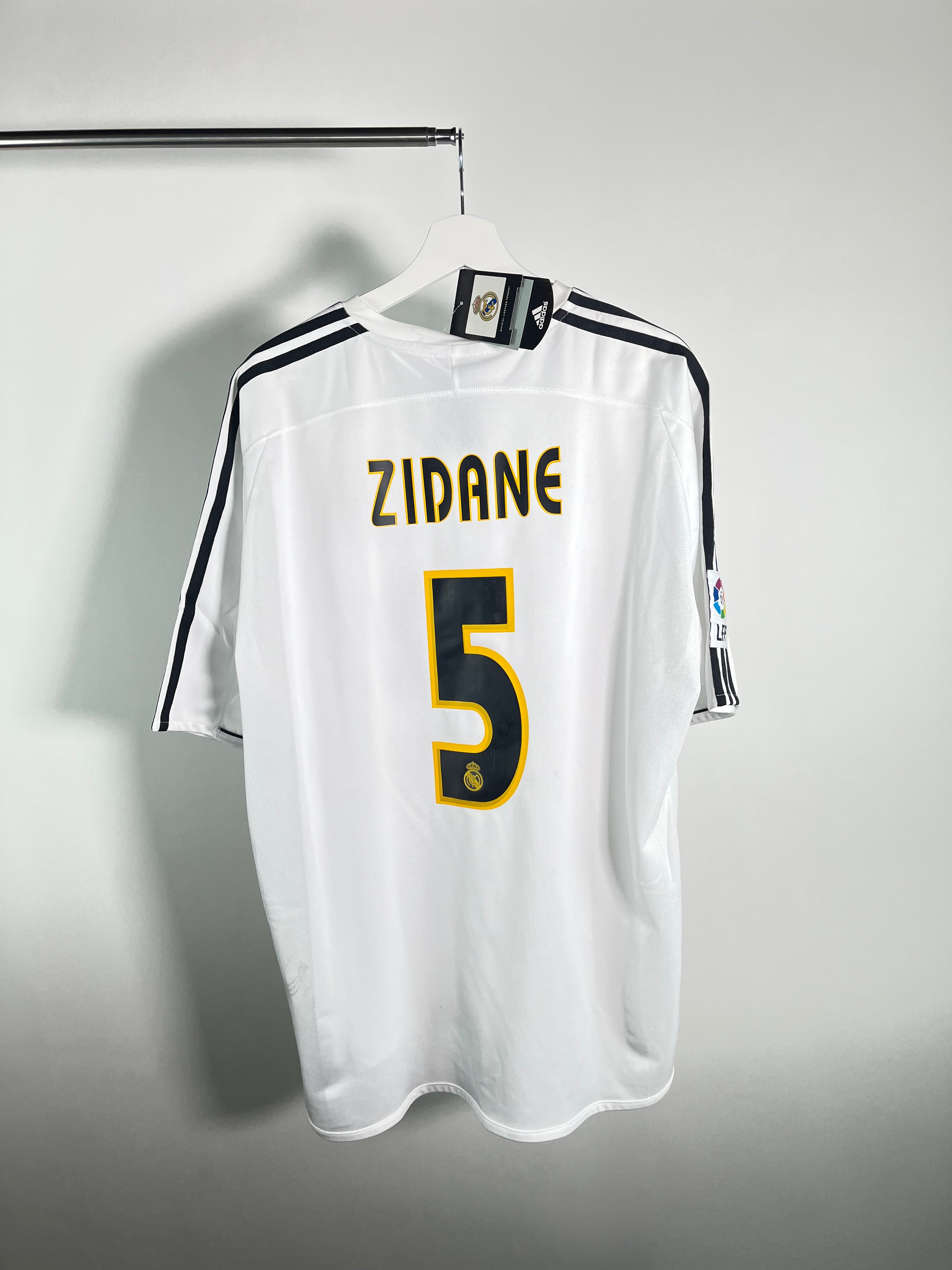 Jersey Real Madrid Local 2003 2004 *C/Etiquetas* Zinedine Zidane (XL)