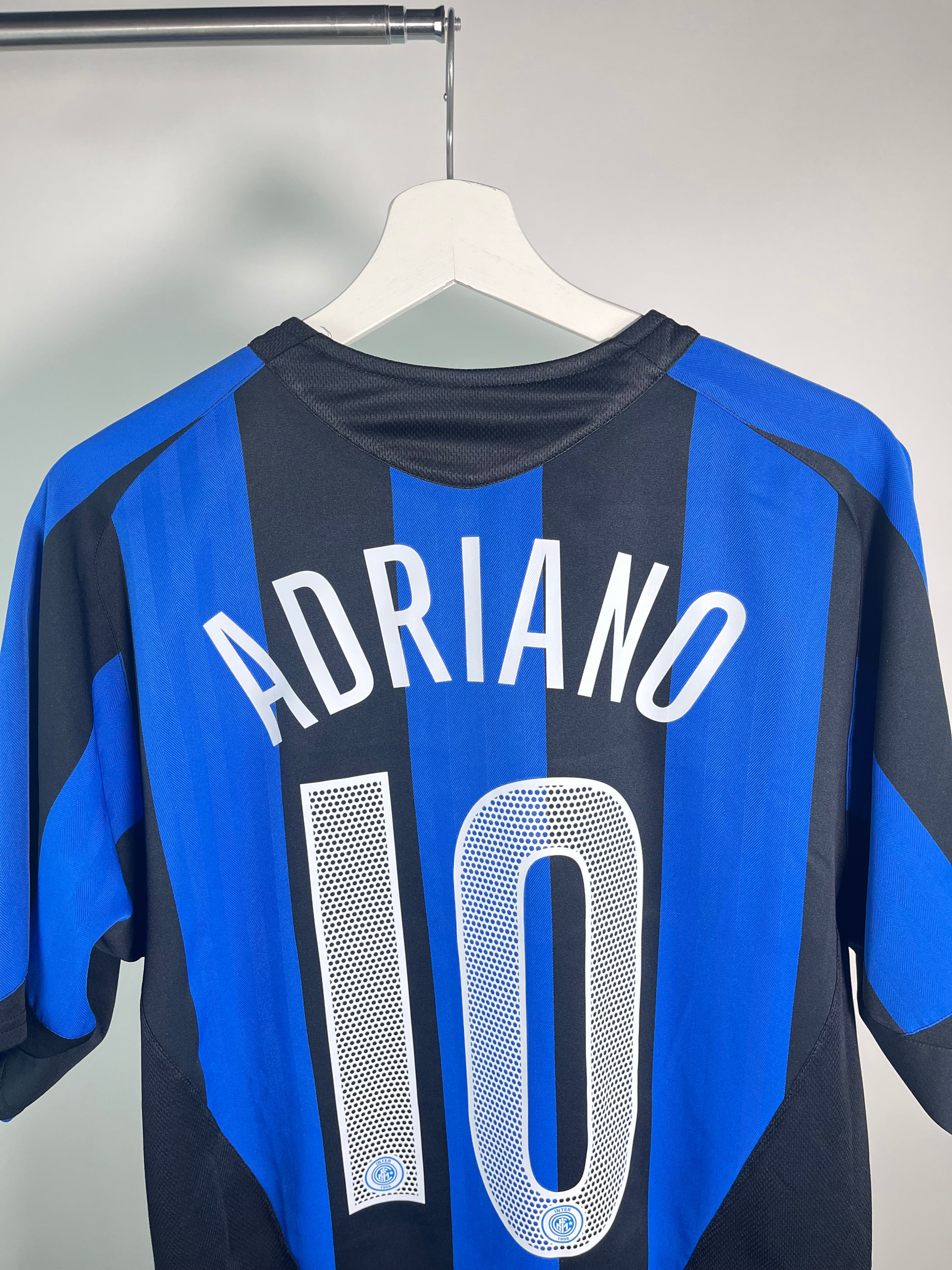 Jersey Inter de Milán Local 2005 2006 *Total 90* Adriano (M)