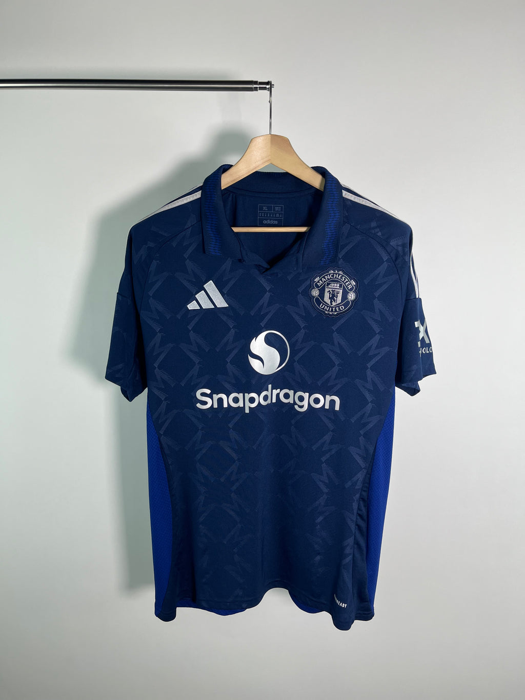 Jersey Manchester United Visita 2024 2025 Rasmus Højlund (XL)