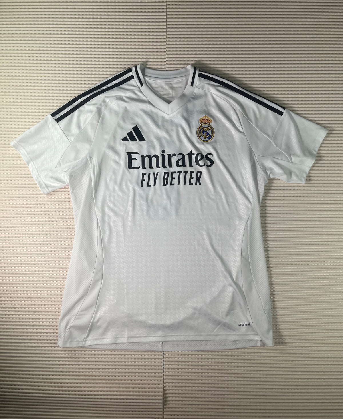 Jersey Real Madrid Local 2024 2025 Kylian Mbappé (XL)
