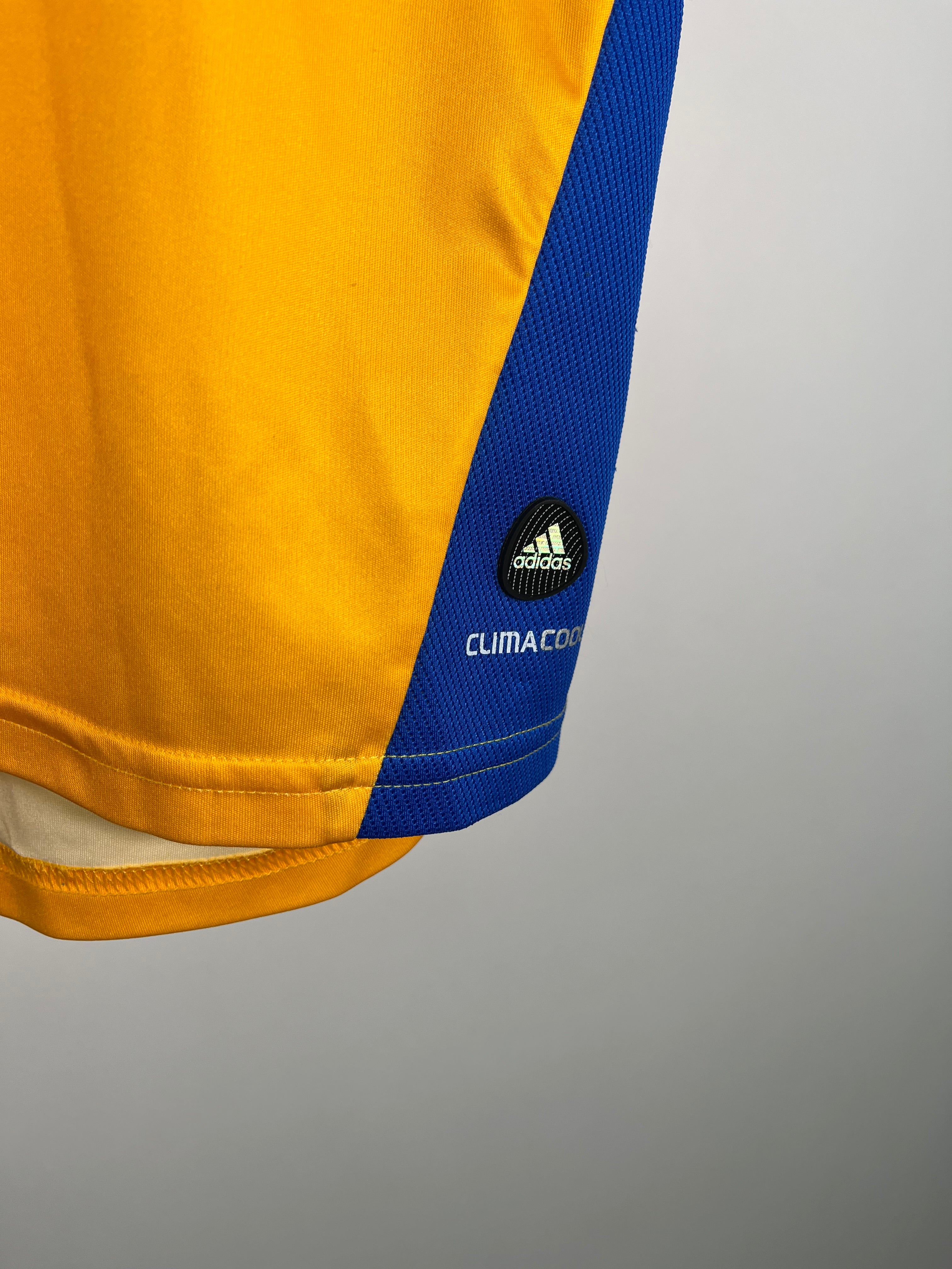 Jersey Tigres Local 2011 2012 (S)