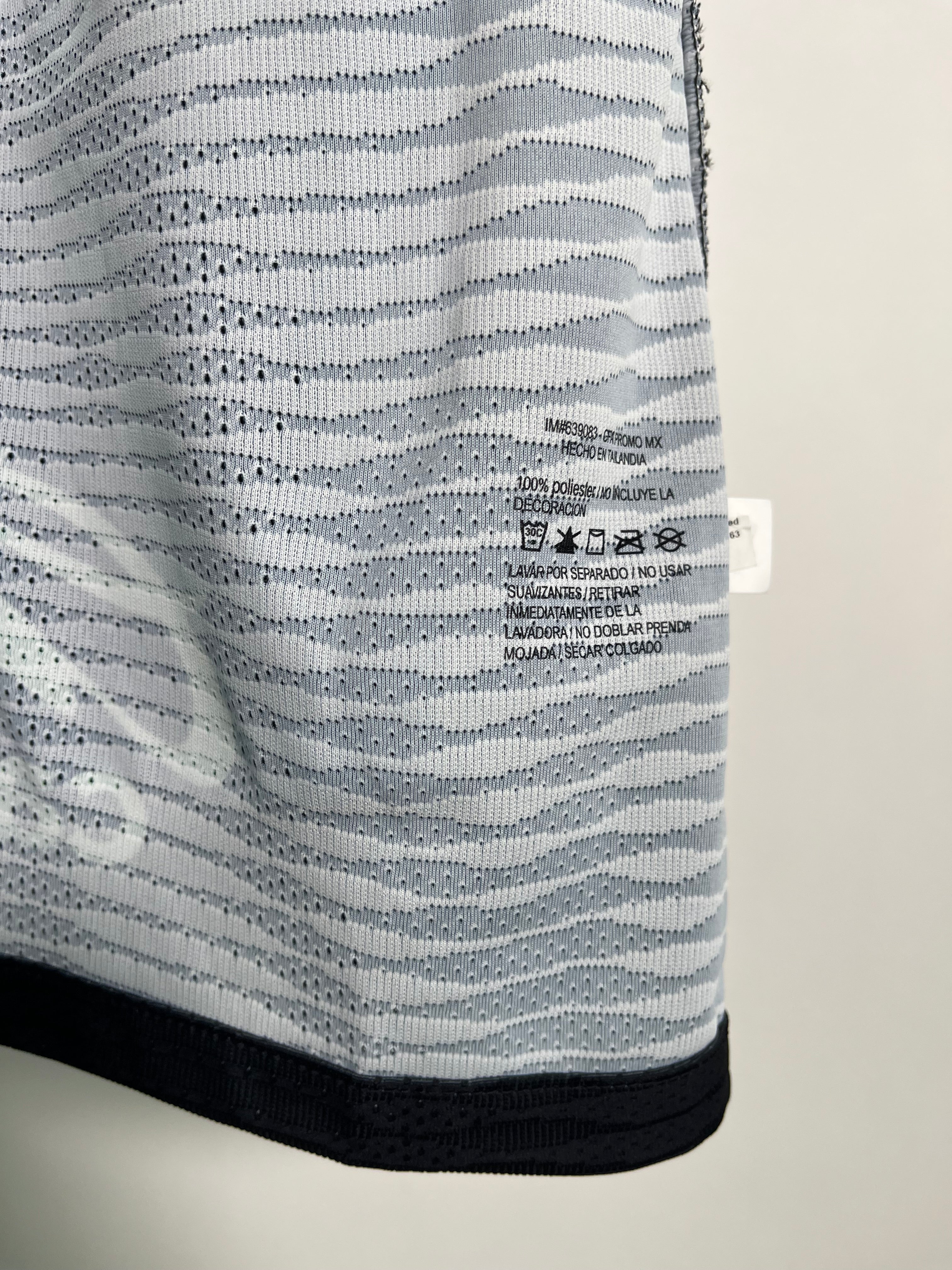 Jersey Club America Tercera 2021 2022 Utilería Santiago Naveda (M)