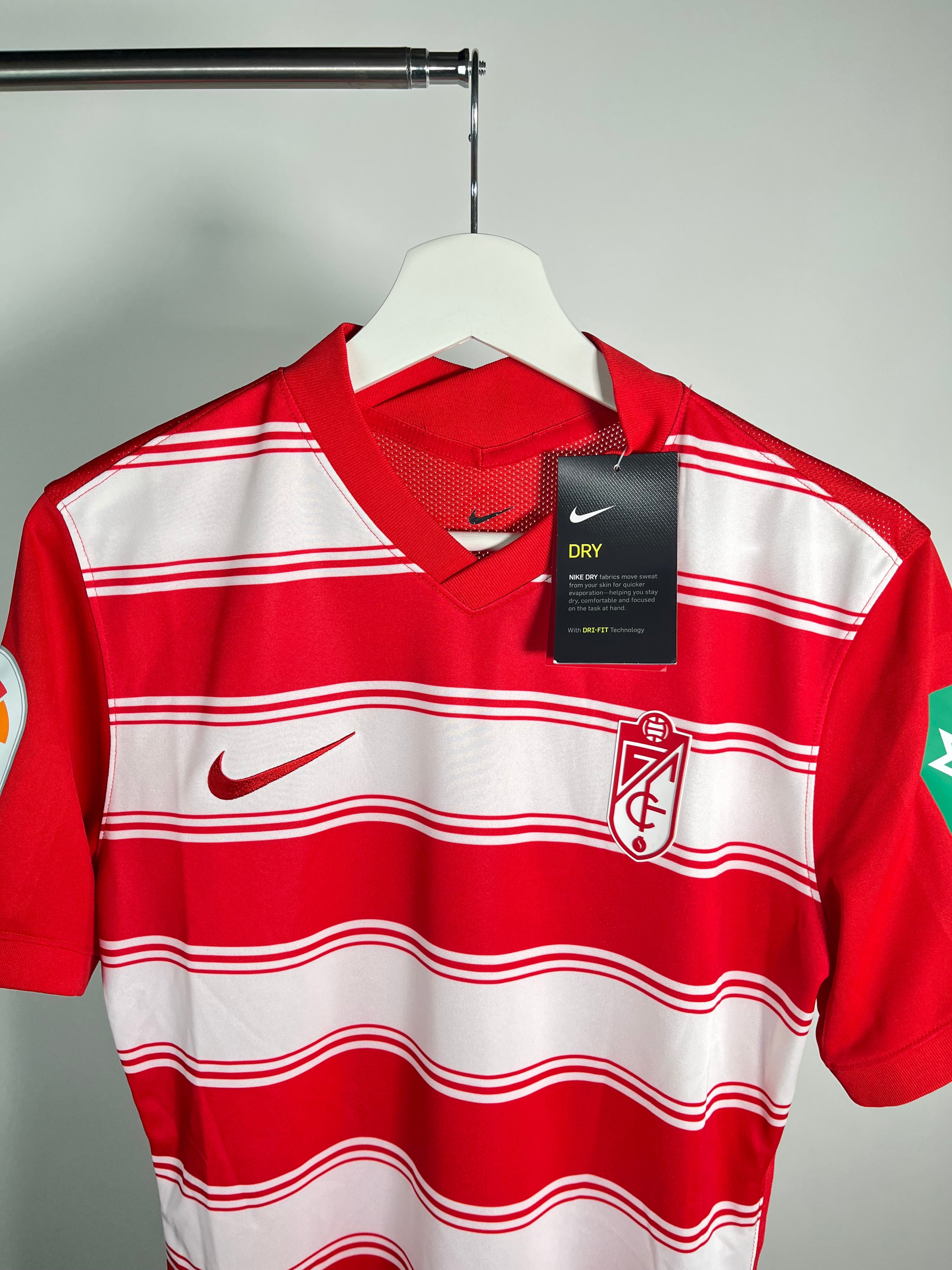 Jersey Granada Local 2021 2022 Versión Jugador *C/Etiquetas* (M)