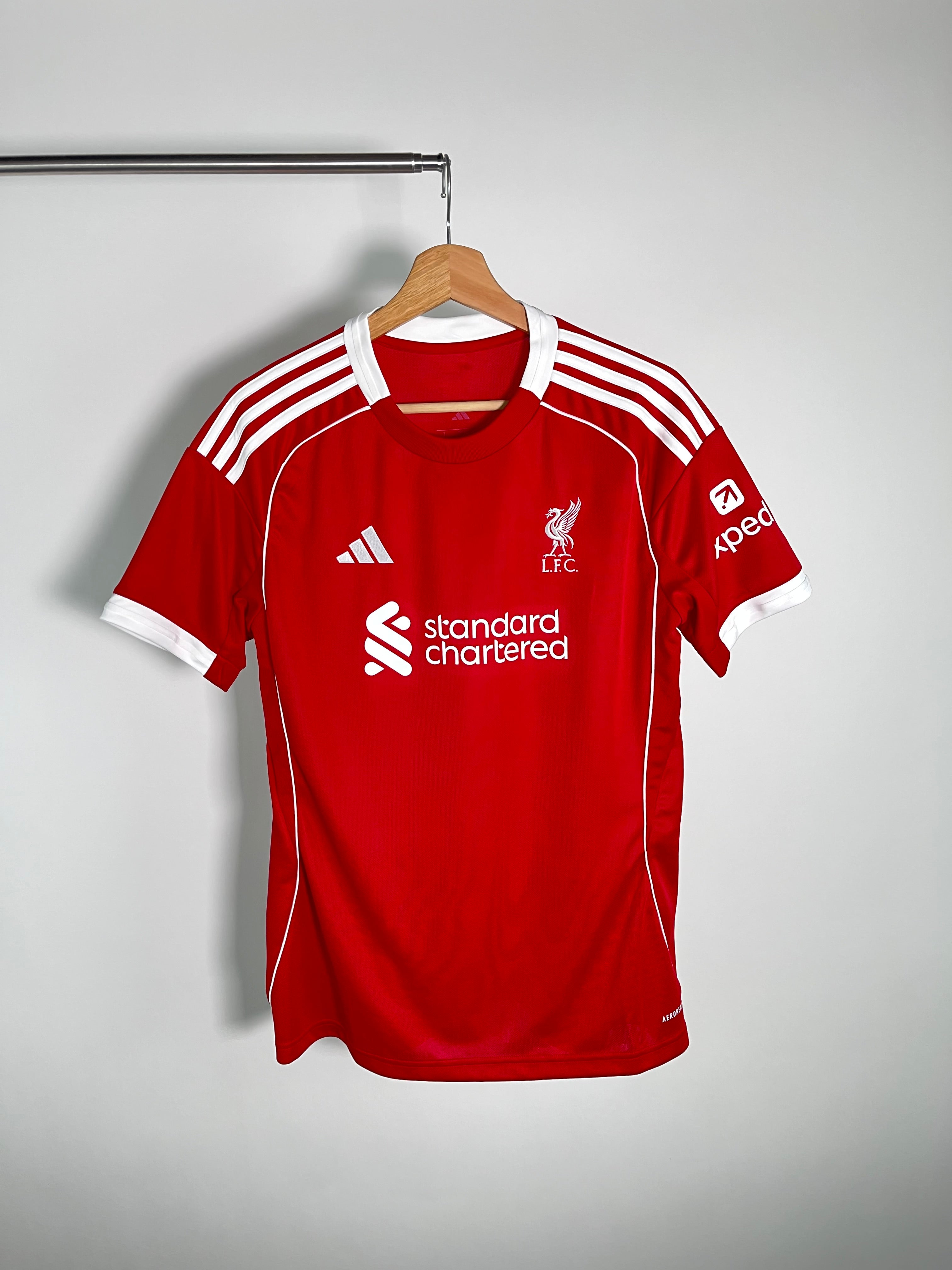 Jersey Liverpool Local 2025 2026 Mohamed Salah (L Mujer)