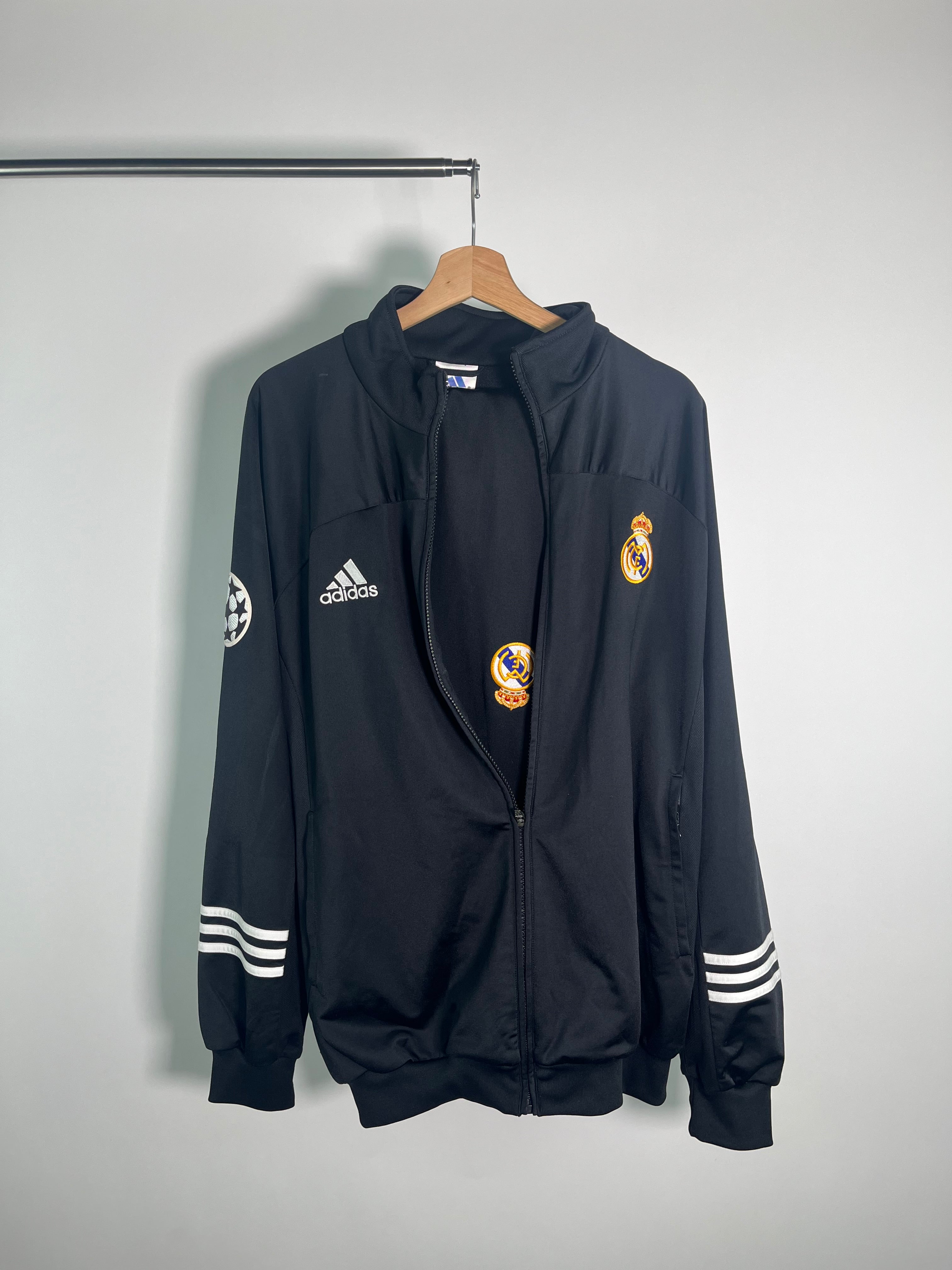 Conjunto Real Madrid 2002 2003 Centenario *Incluye Pants* (L)