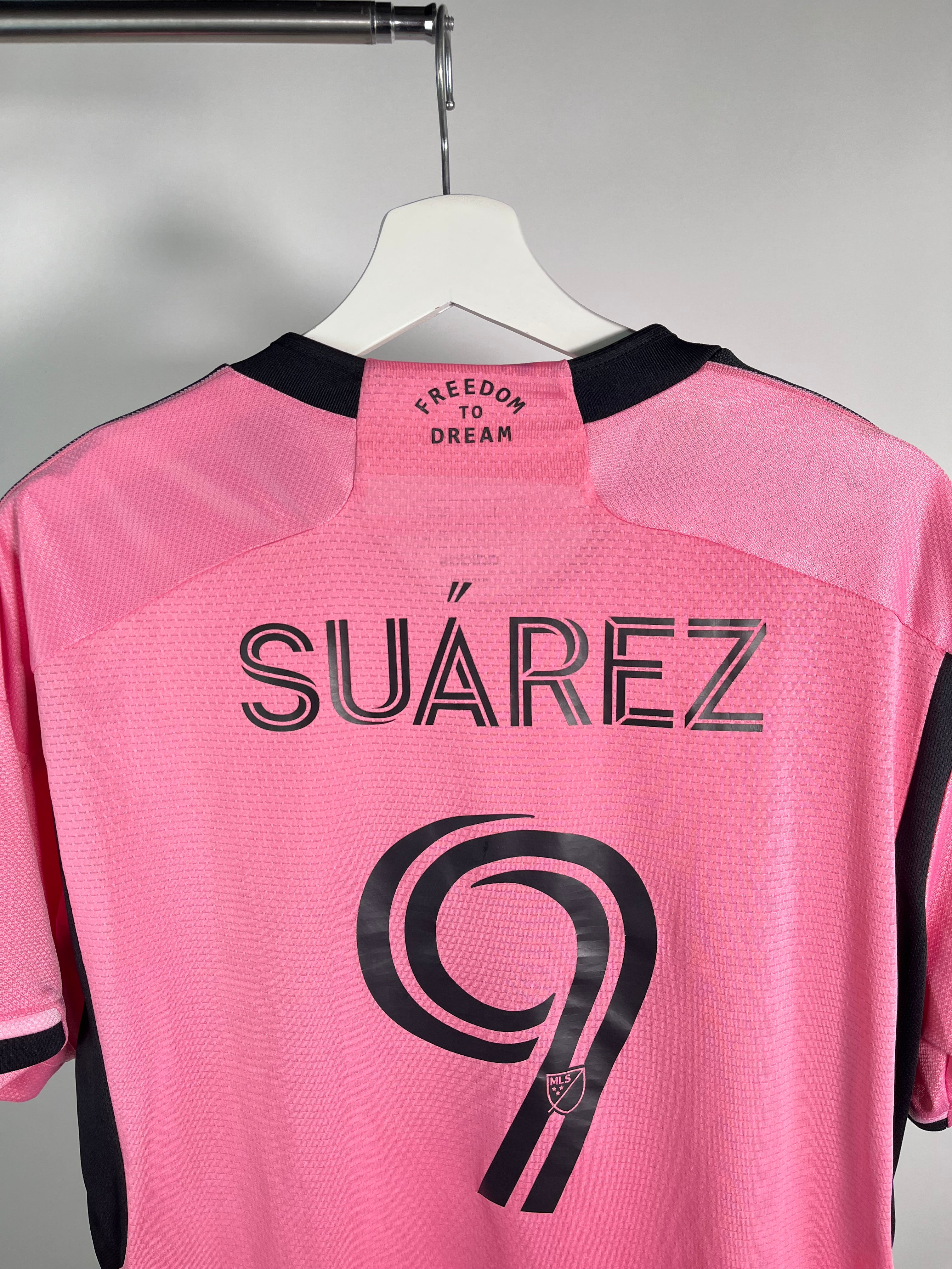 Jersey Inter de Miami Local 2024 2025 Versión Jugador Luis Suárez (L)