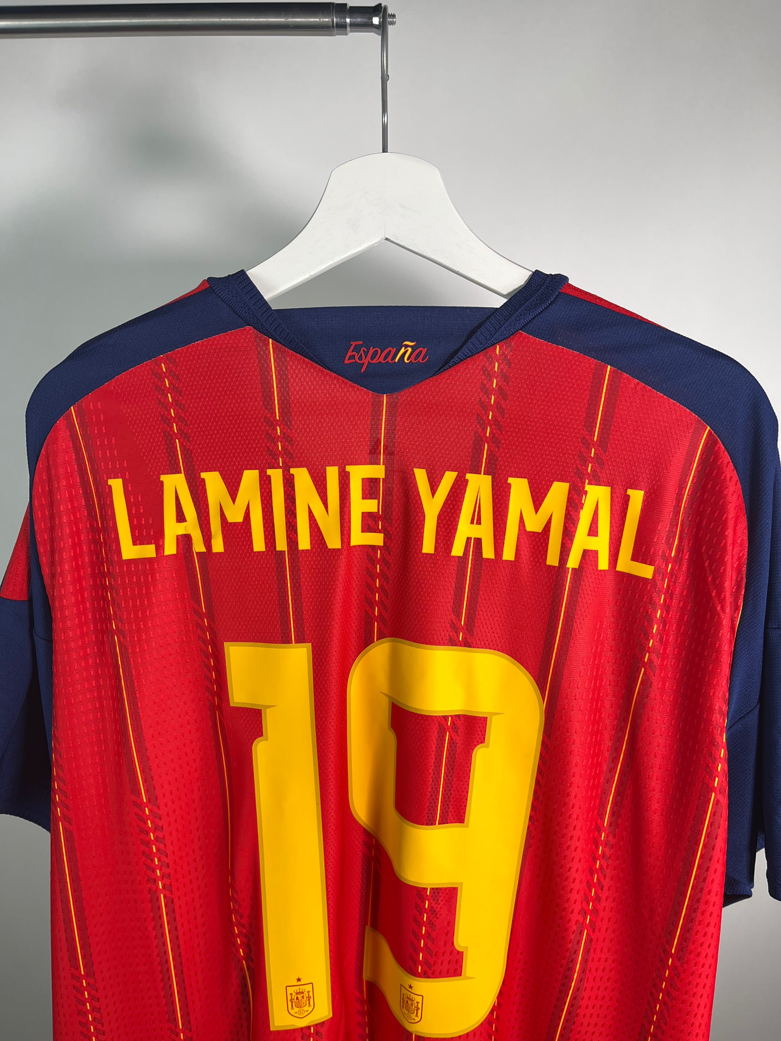 Jersey España Local 2026 2027 Versión Jugador Lamine Yamal (XL)