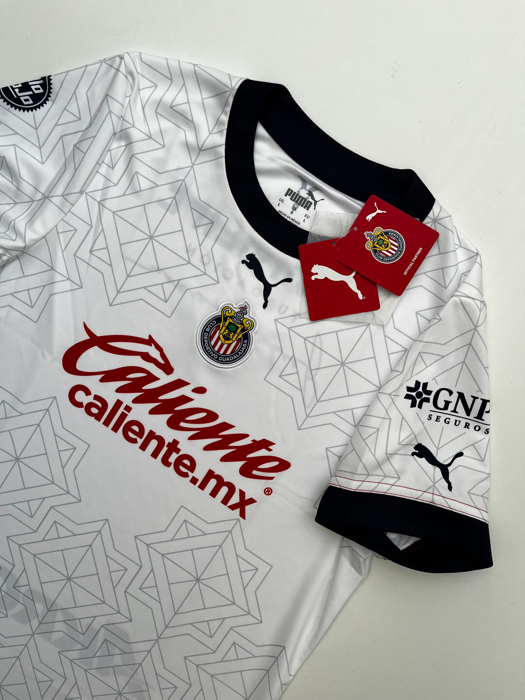 Jersey Chivas Visita 2022 2023 *C/Etiquetas* (L Mujer)