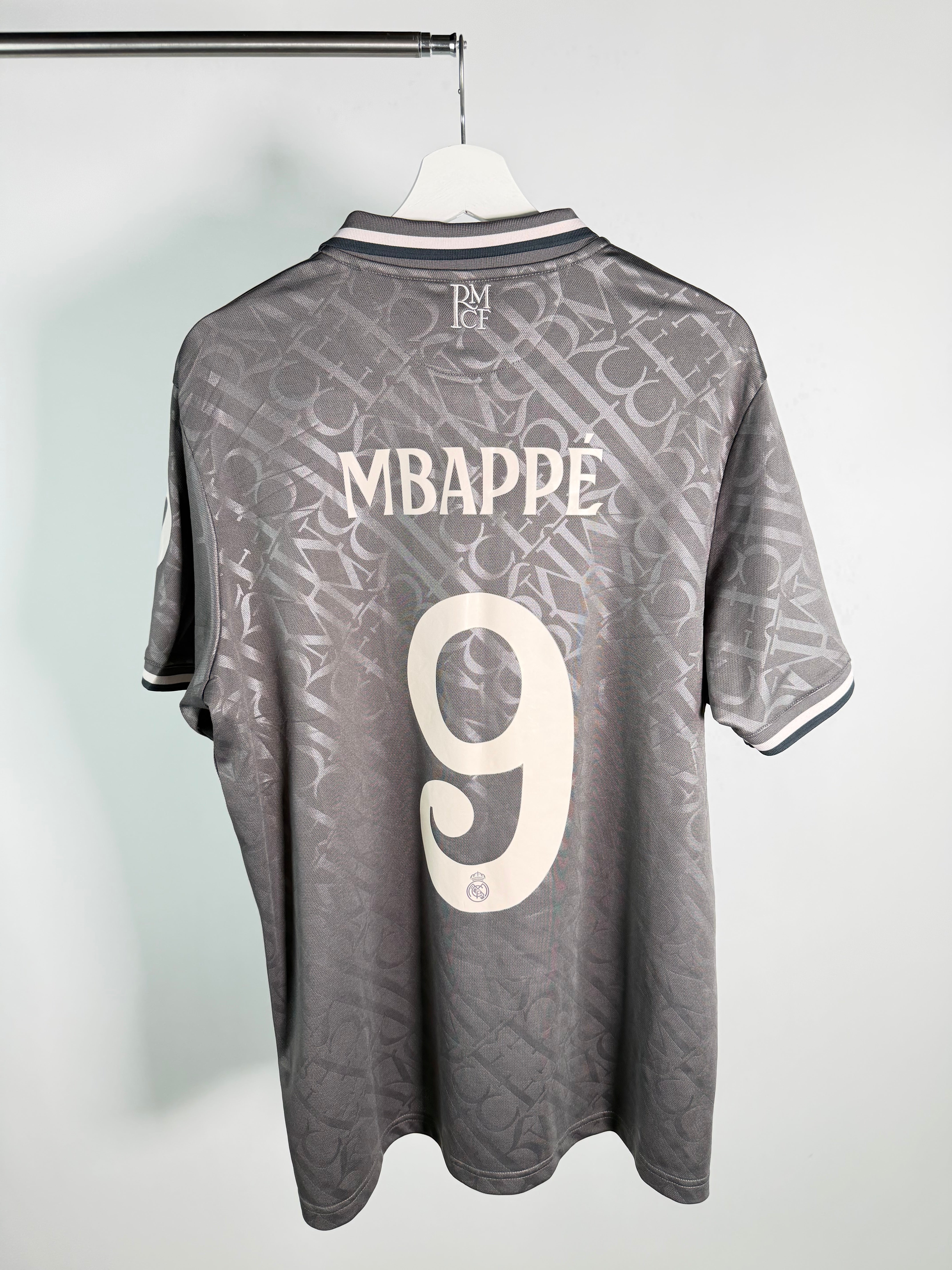 Jersey Real Madrid Tercera 2024 2025 *Champions League* Kylian Mbappé (XL)