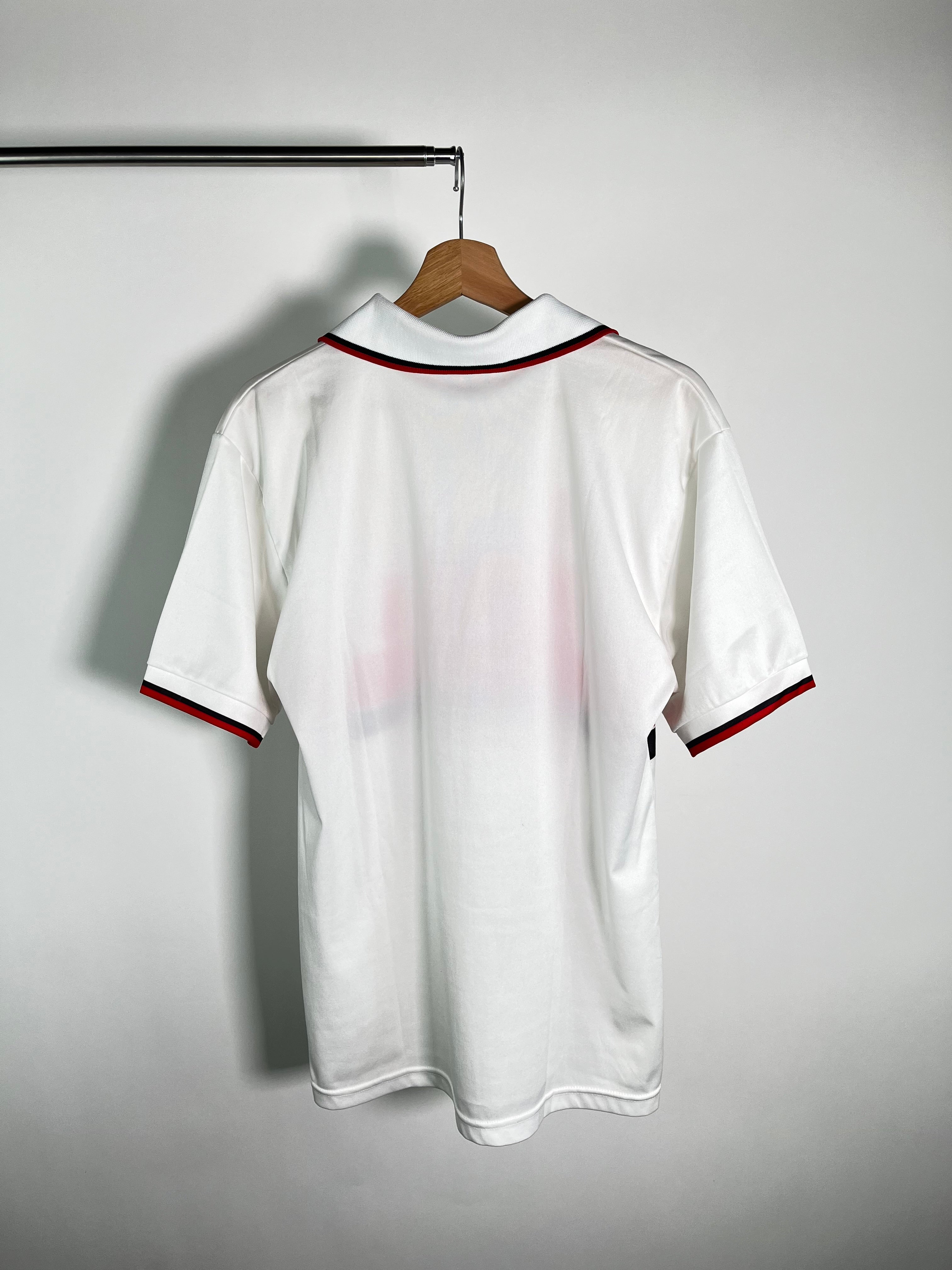 Jersey AC Milan Visita 1993 1994 Autografiado por Franco Baresi (M)