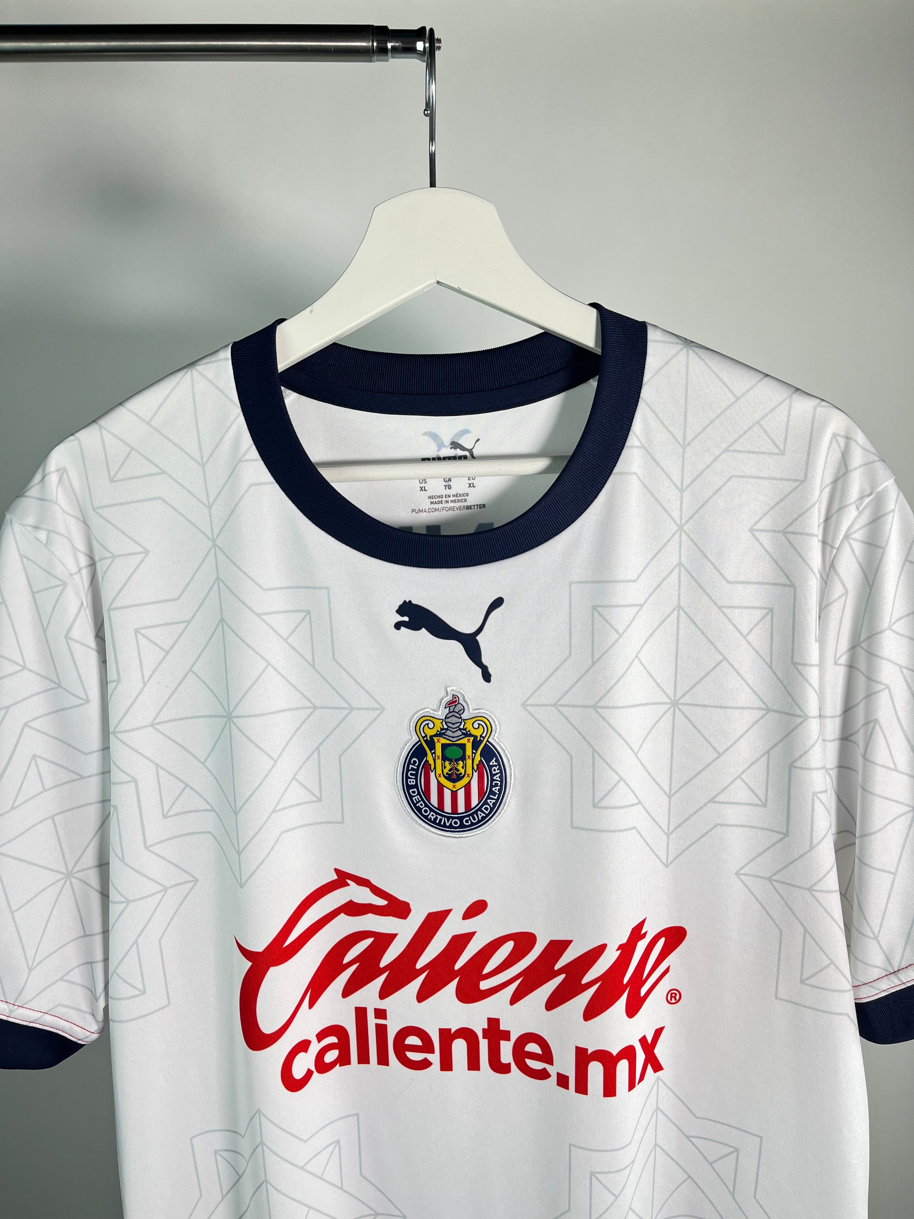 Jersey Chivas Visita 2022 2023 (XL)