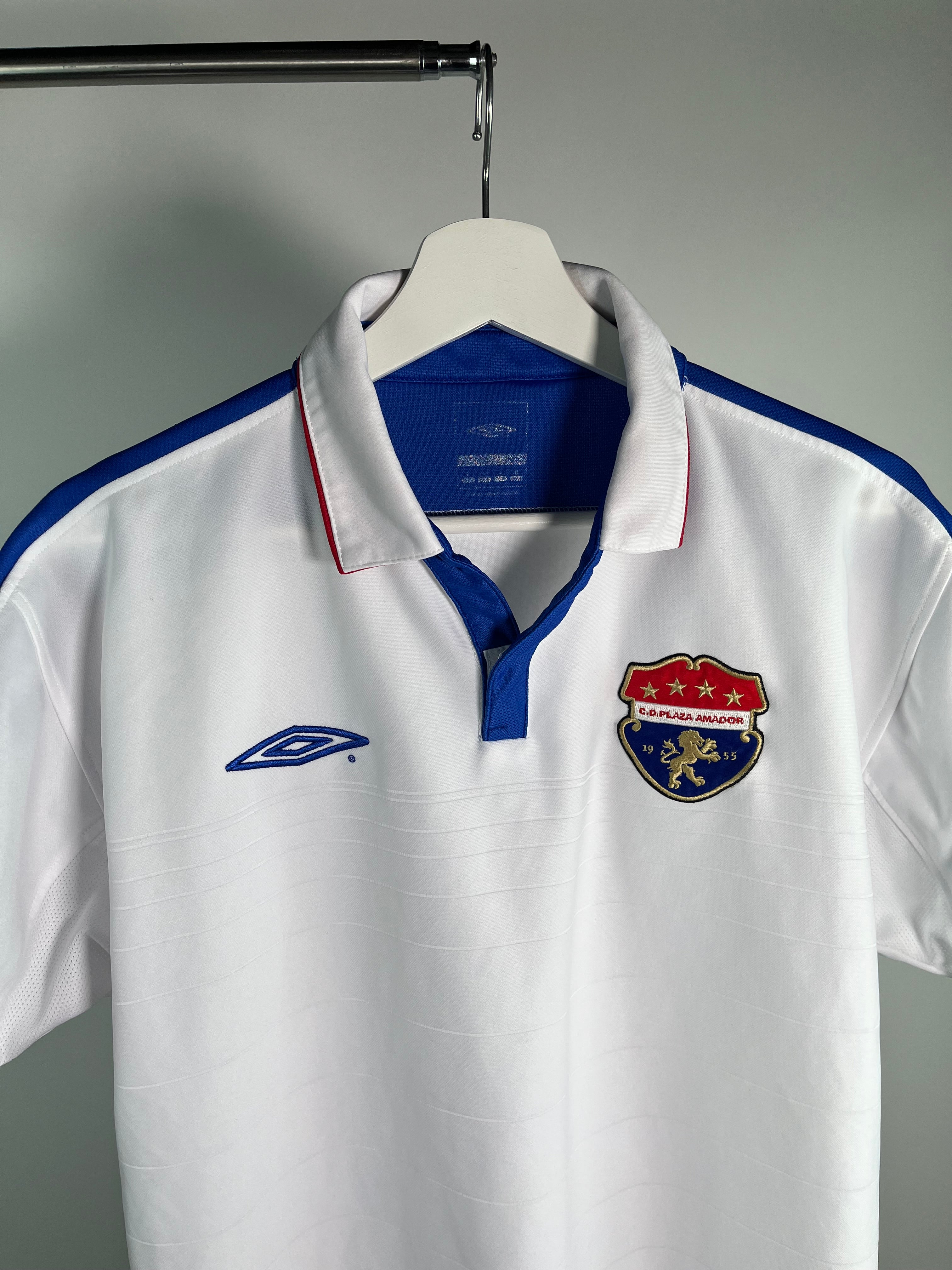 Jersey Plaza Amador Local 2003 2004 (M)
