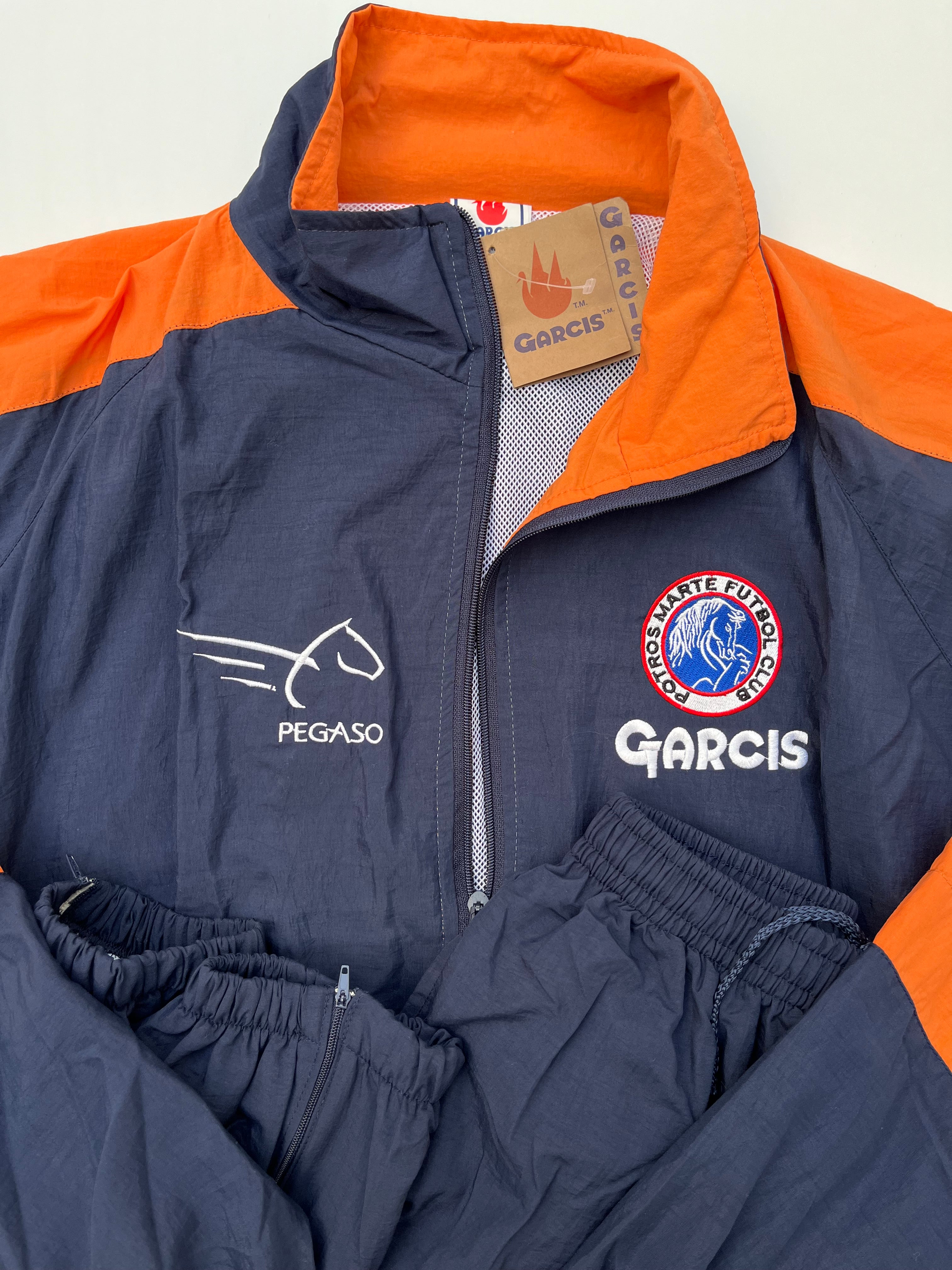 Conjunto Potros Marte 2000 2001 (M)