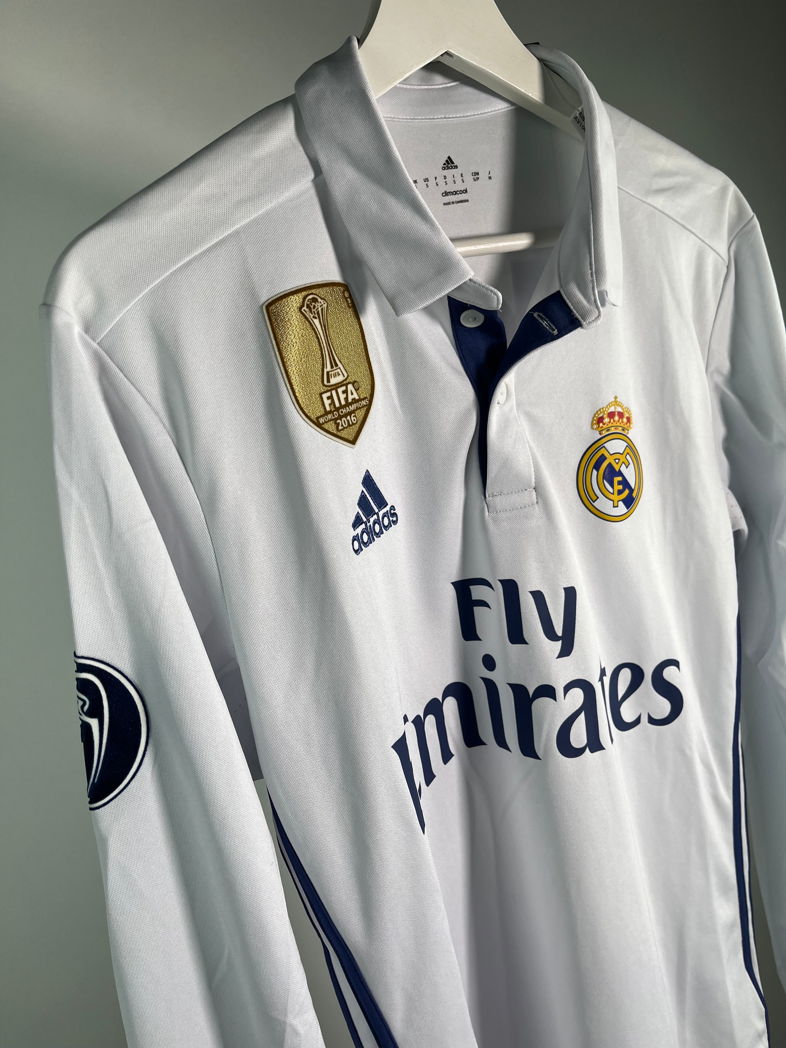Jersey Real Madrid Especial Campeón de Europa 2016 2017 Manga Larga *C/Etiquetas* (S)