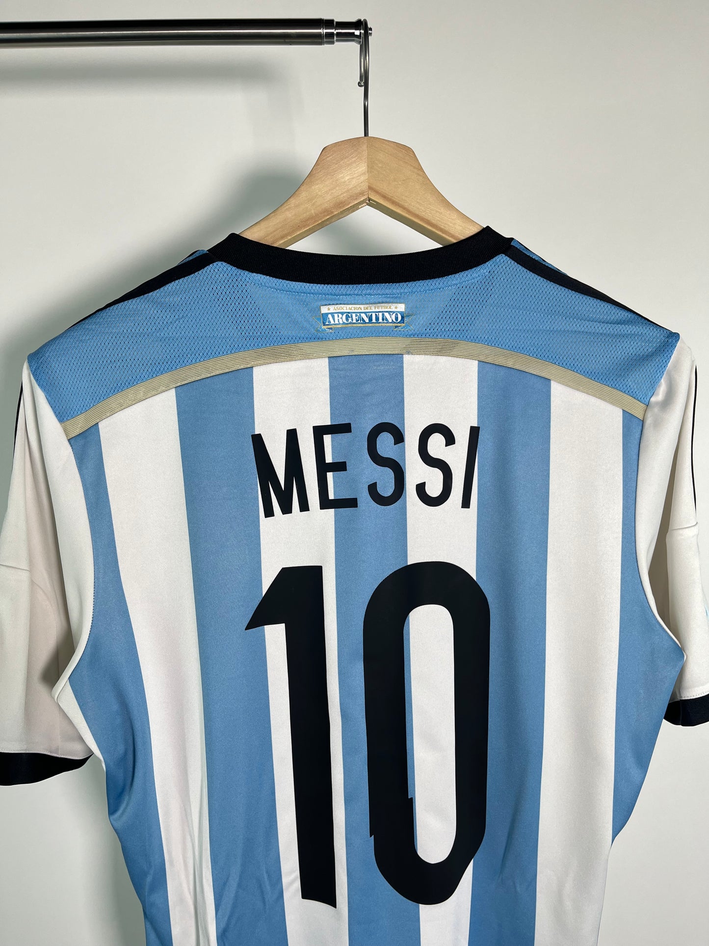 Jersey Argentina Local 2014 2015 *March Detail vs Holanda* Lionel Messi (M)