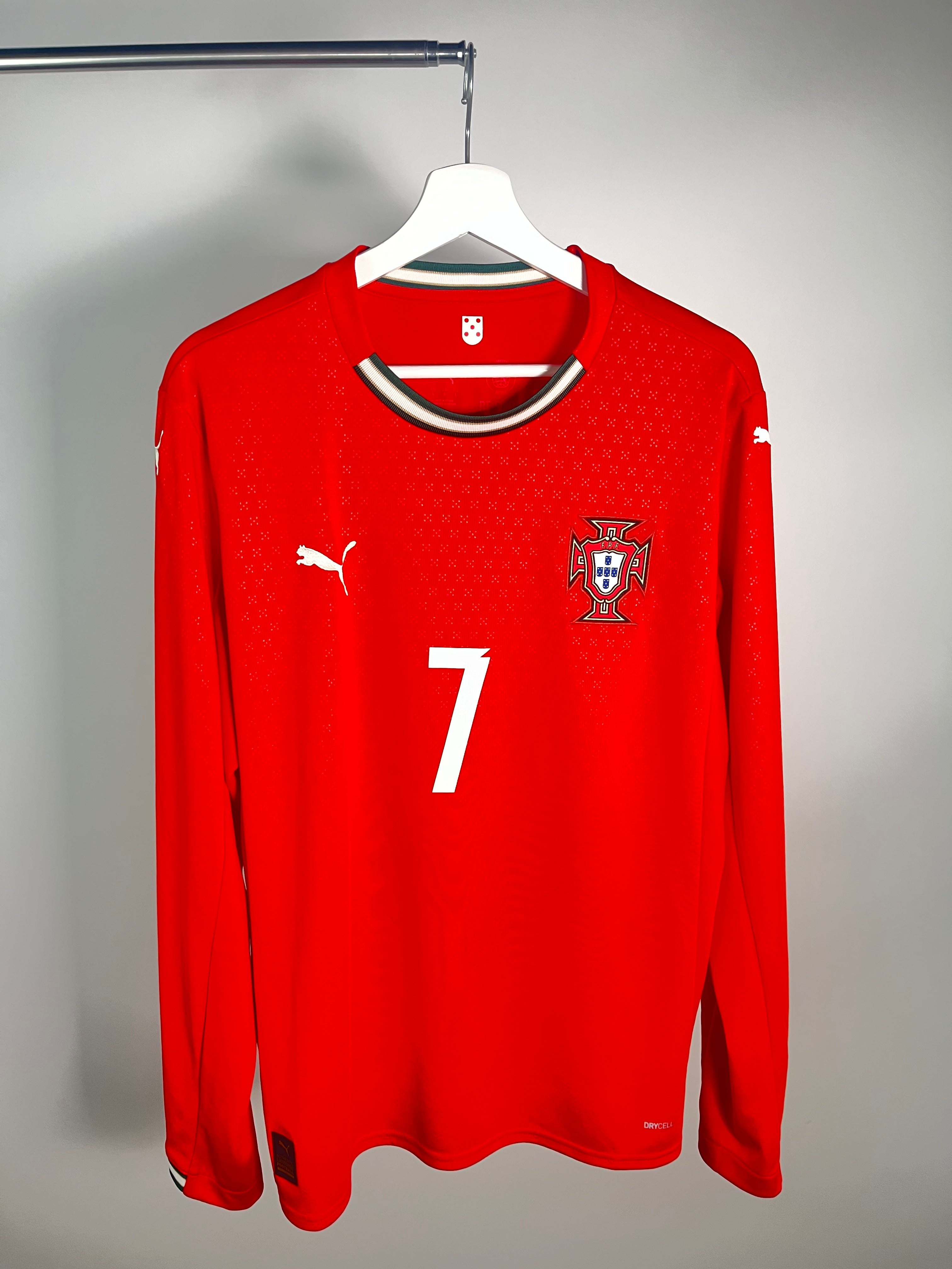 Jersey Portugal Local 2026 2027 Manga Larga Cristiano Ronaldo (L)