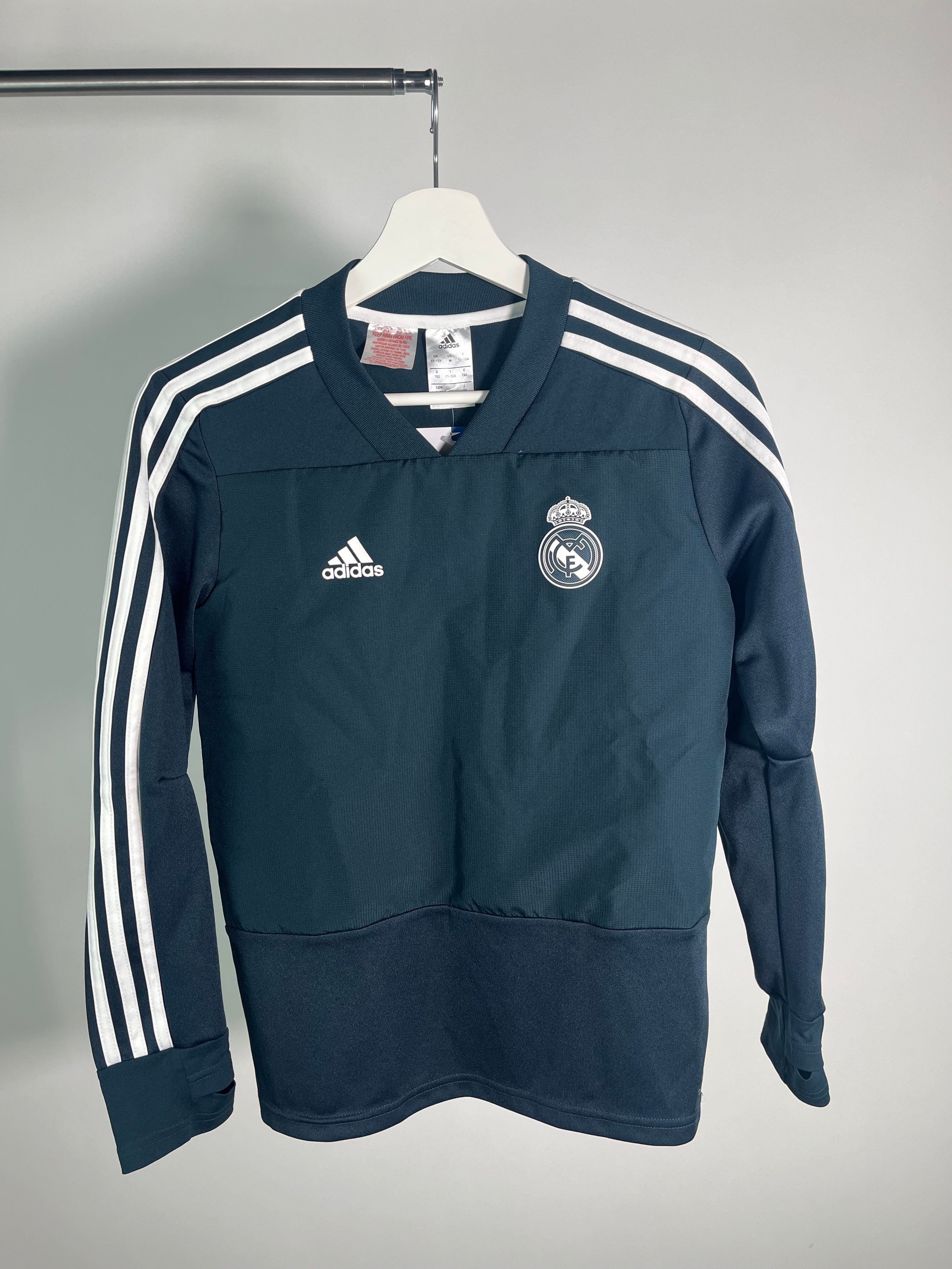 Conjunto Real Madrid 2018 2019 *Incluye Pants* (M Niño)
