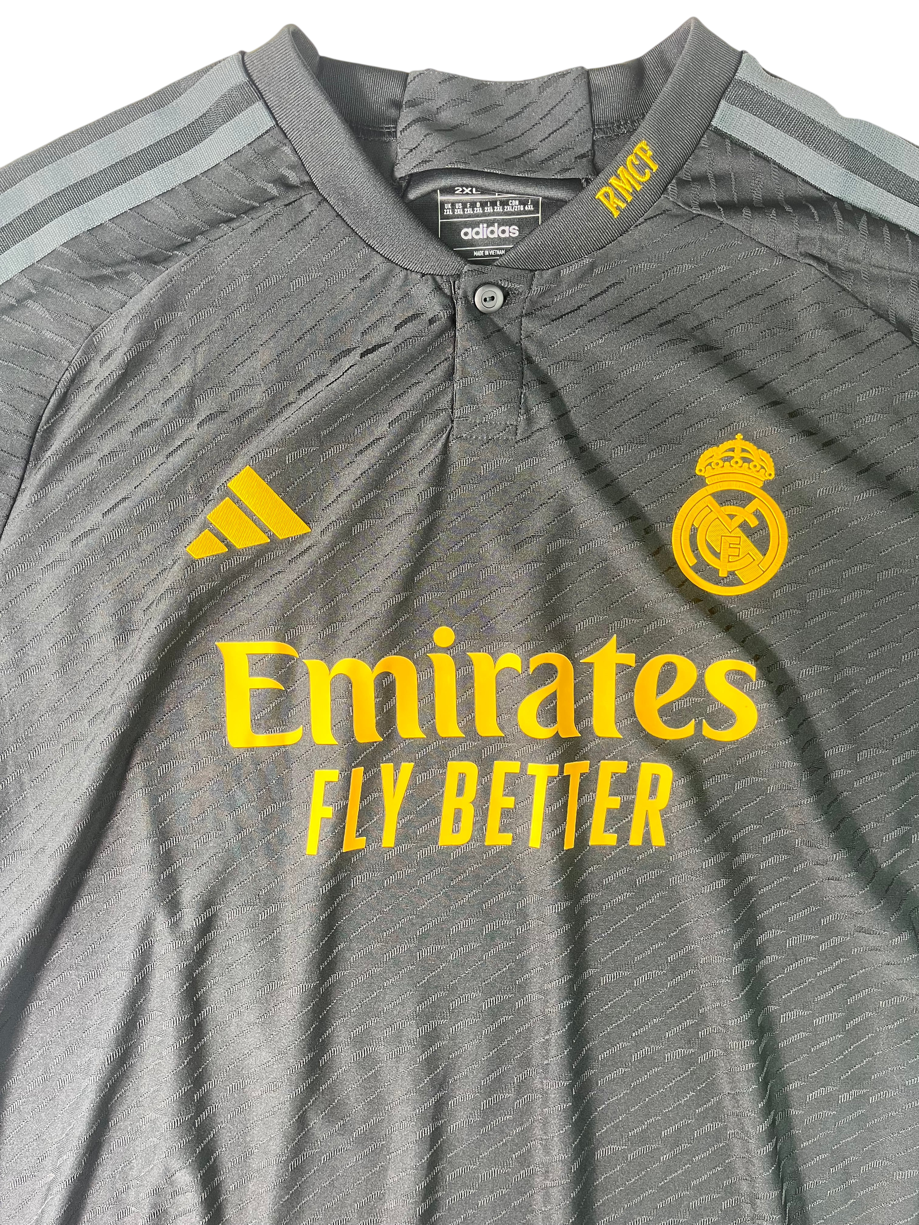 Jersey Real Madrid Tercera 2023 2024 Versión Jugador Luka Modrić (XXL)