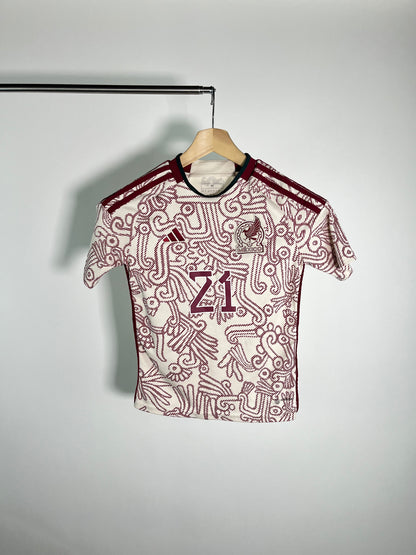 Jersey México Visita 2022 2023 César “Chino” Huerta (M niño)