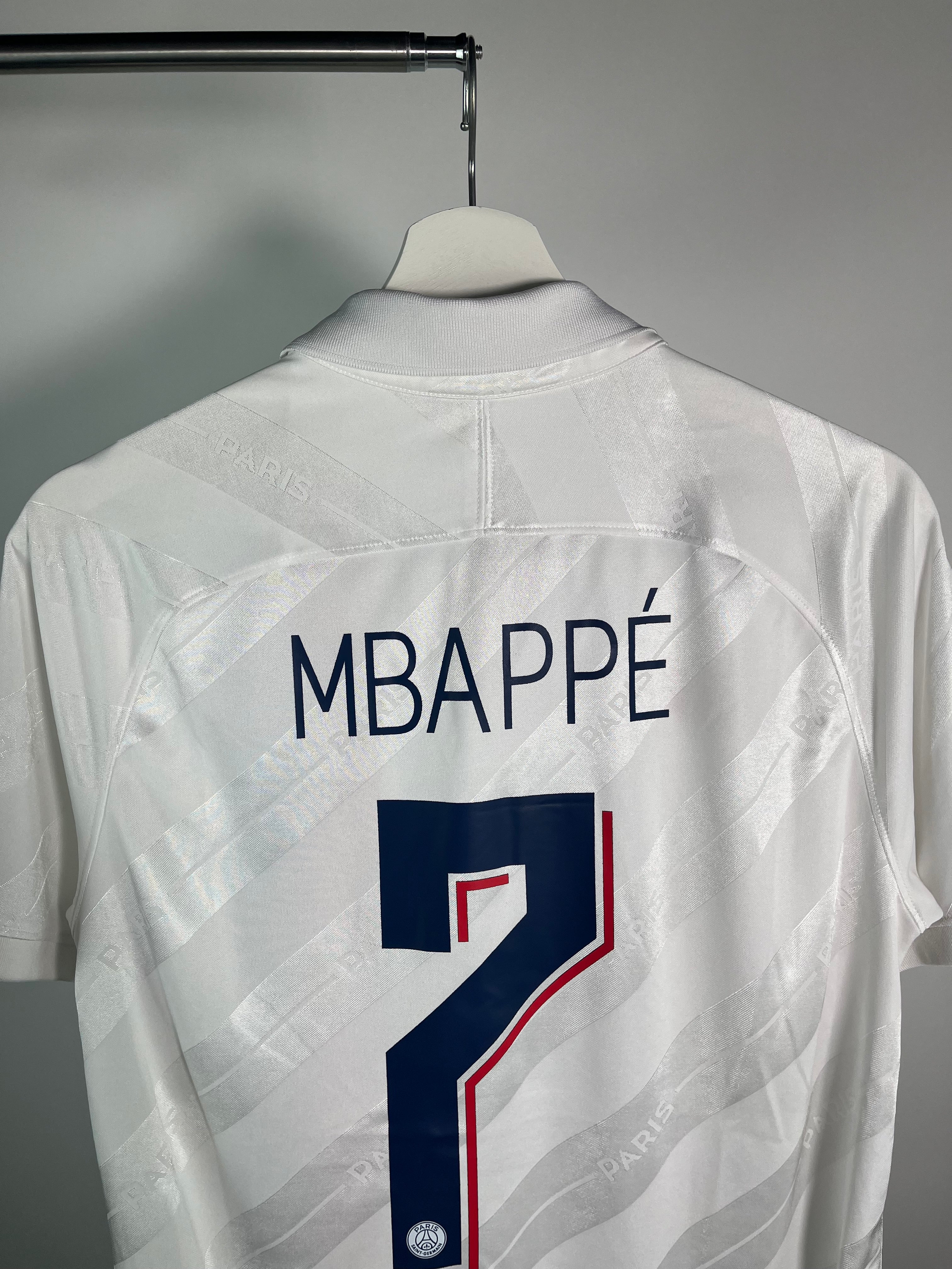 Jersey PSG Tercera 2019 2020 Kylian Mbappé (S)