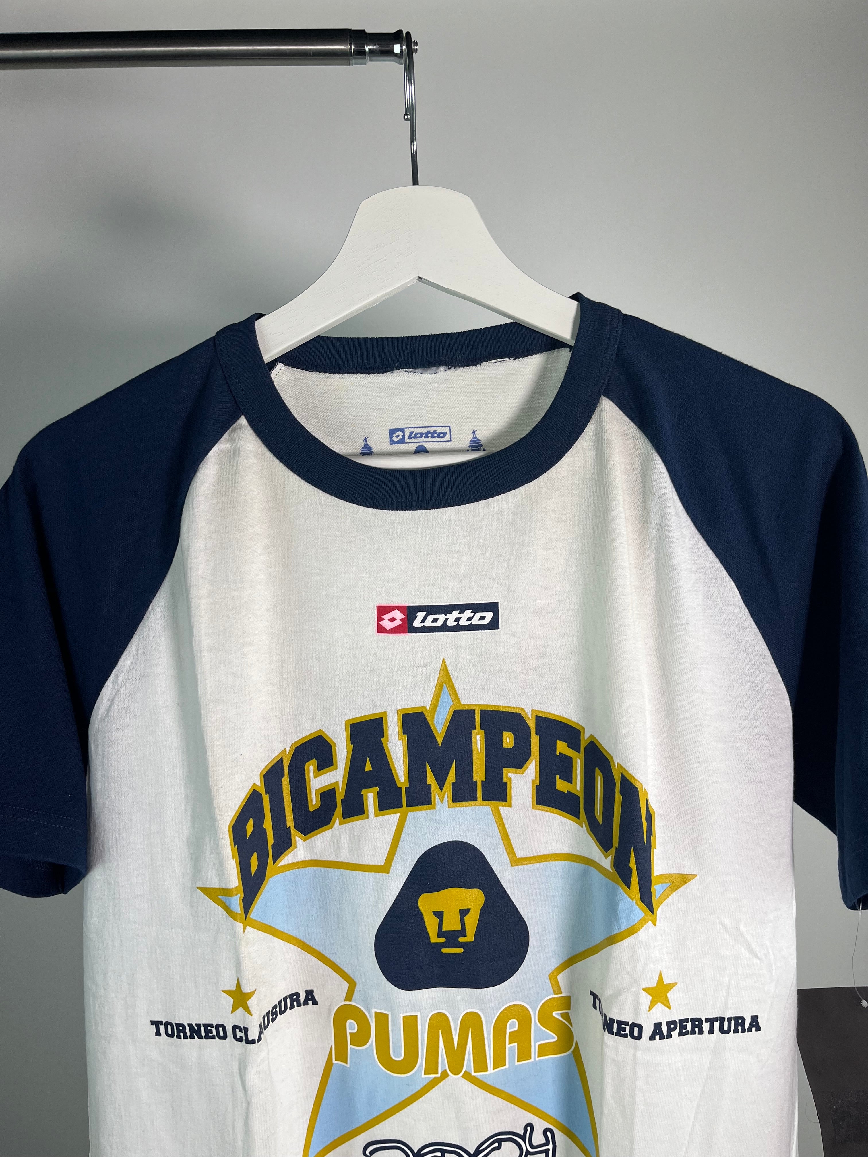 Playera Pumas 2004 Edición Campeonato *C/Etiquetas* (M)