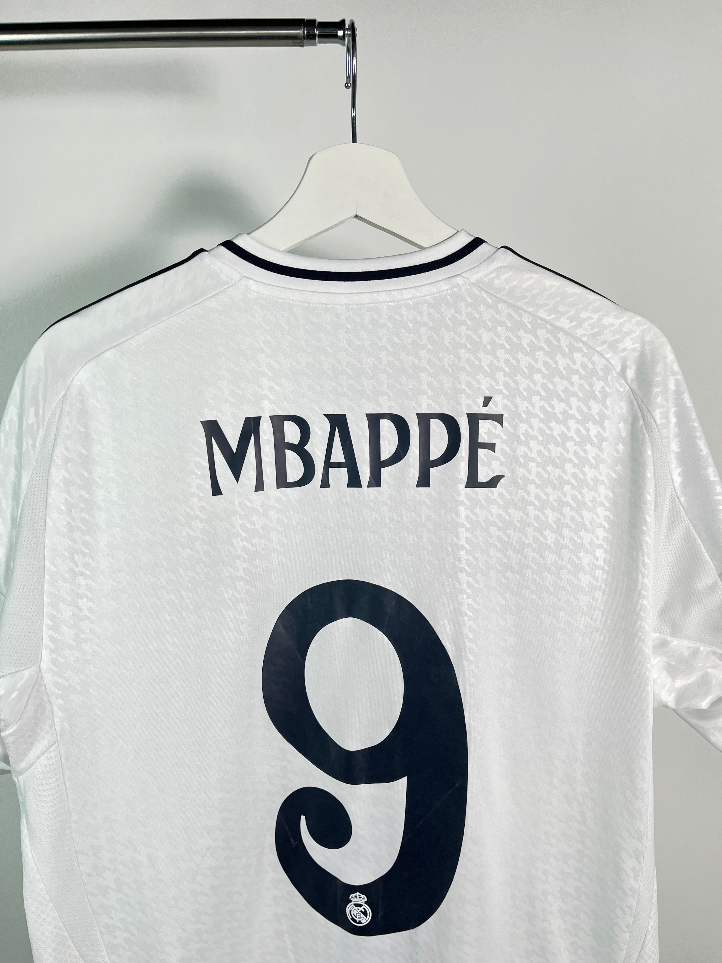 Jersey Real Madrid Local 2024 2025 Kylian Mbappé (L)