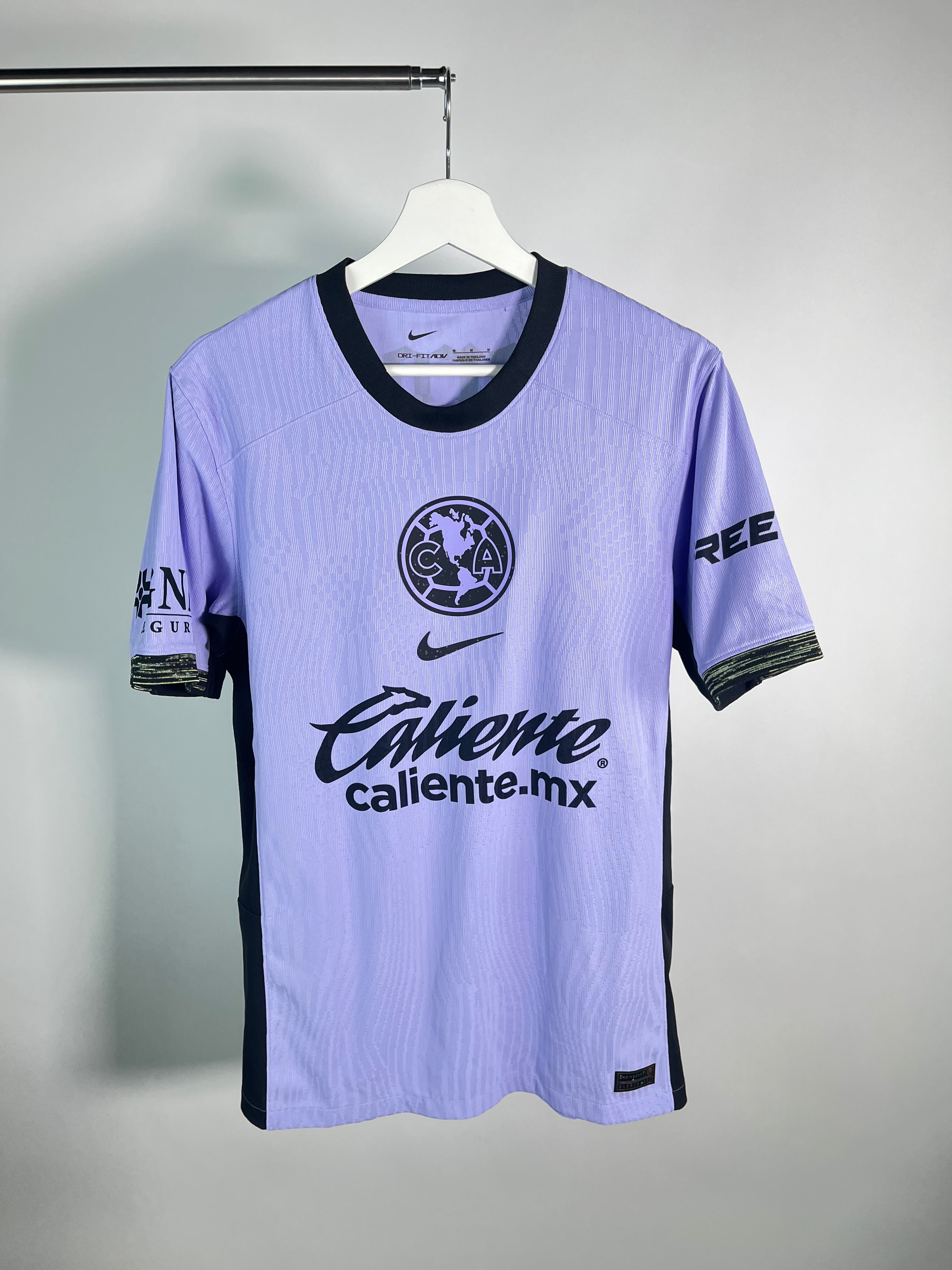 Jersey Club América Tercera 2023 2024 Versión Jugador (M)