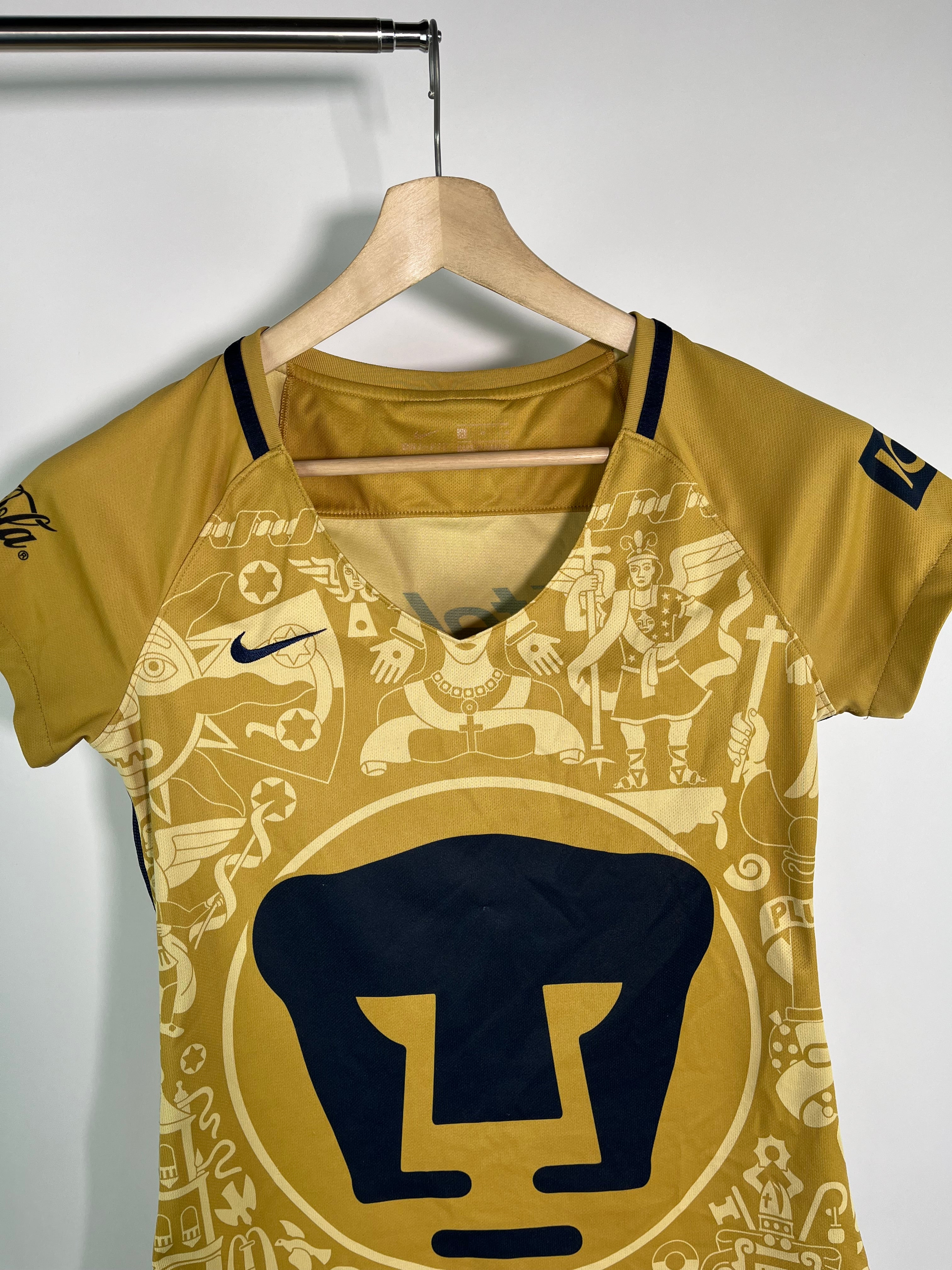Jersey Pumas Local 2016 2017 *Biblioteca Central* (M Mujer)