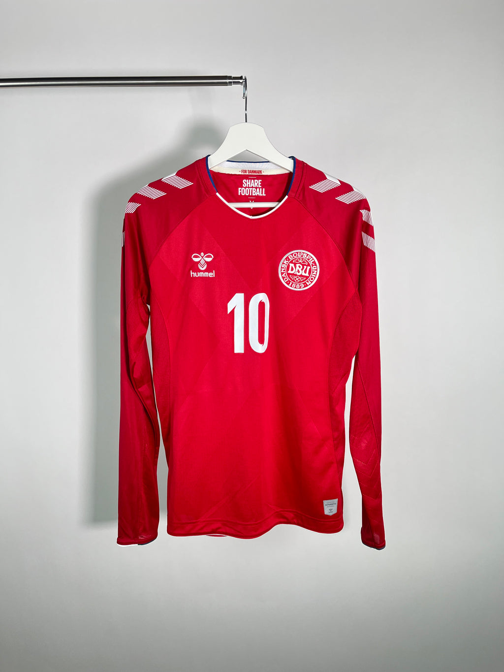 Jersey Dinamarca Local 2018 2020 Manga Larga Christian Eriksen (XS)