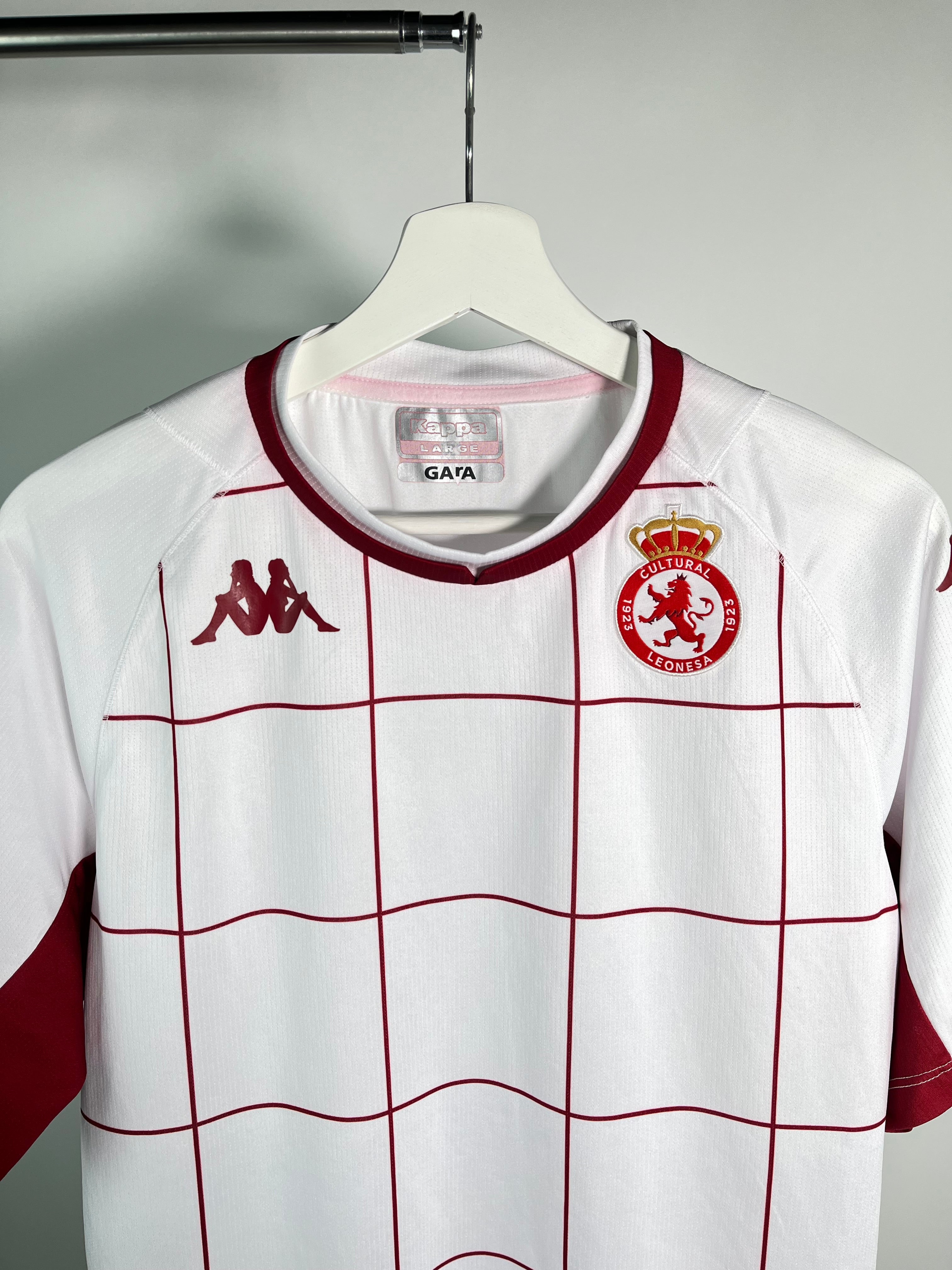Jersey Cultural Leonesa Local 2021 2022 *Version Jugador Kombat* (L)
