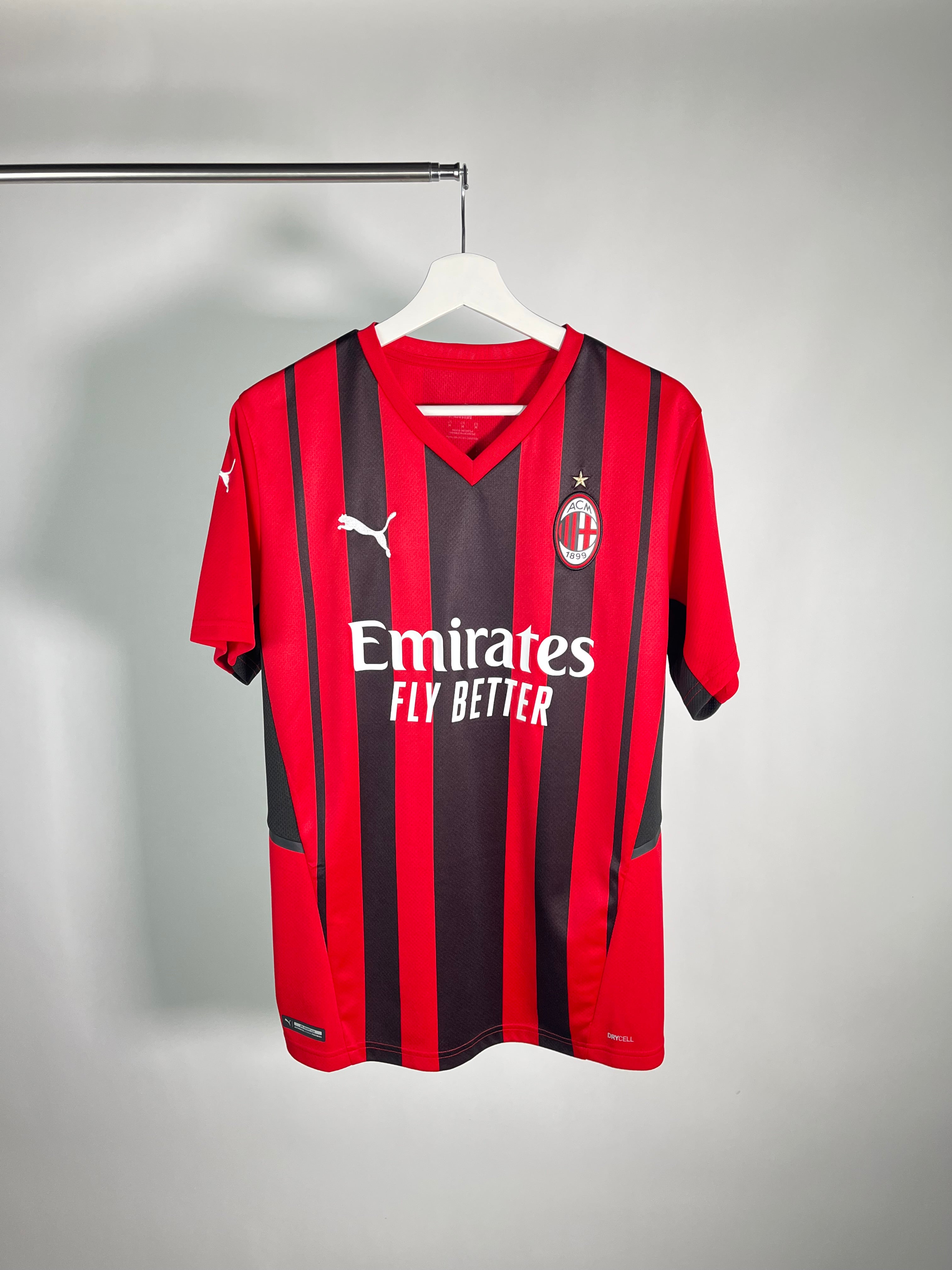Jersey AC Milán Local 2021 2022 Zlatan Ibrahimović (M) – El