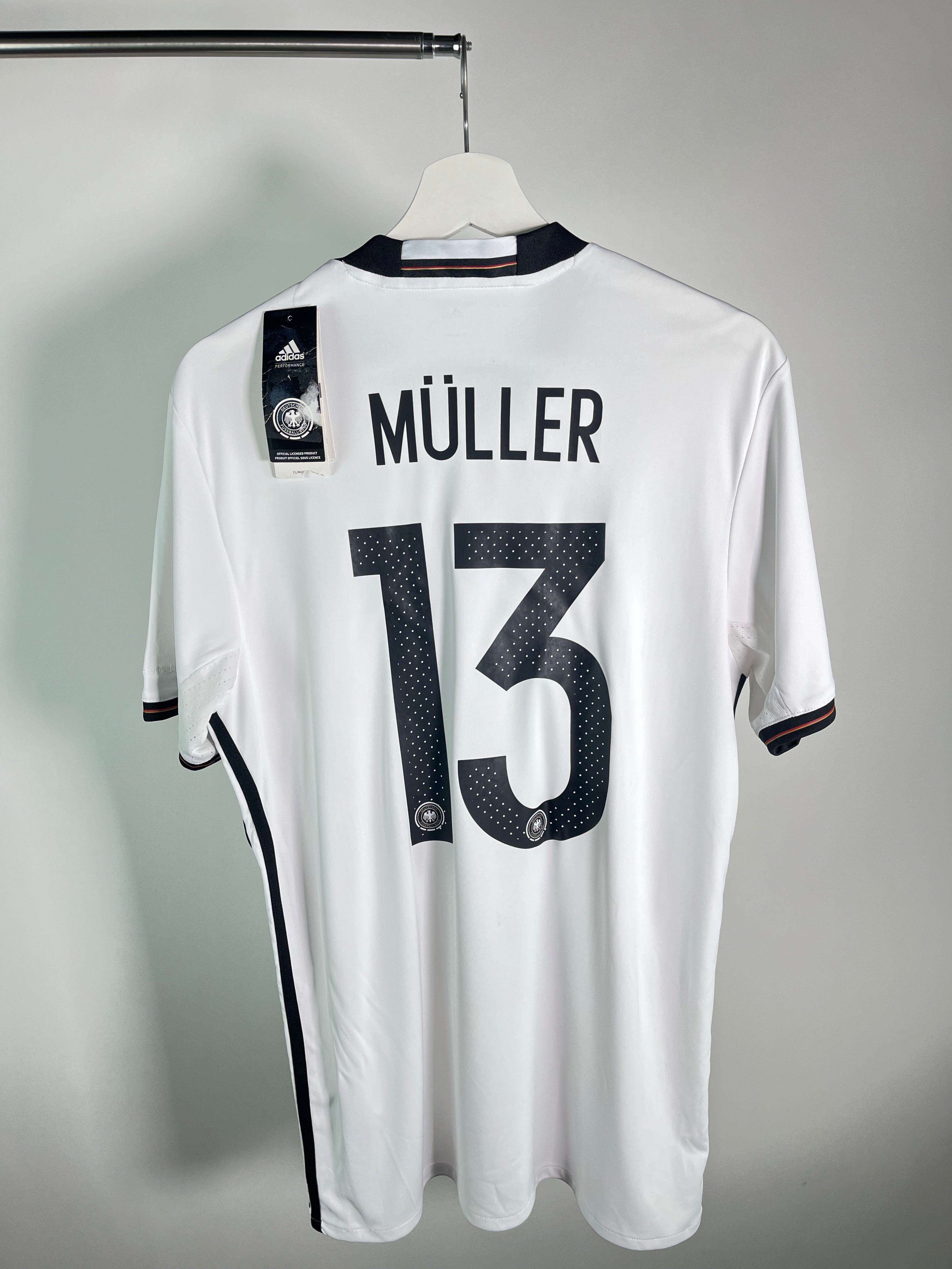 Jersey Alemania Local 2016 2018 *C/Etiquetas* Thomas Muller (M)