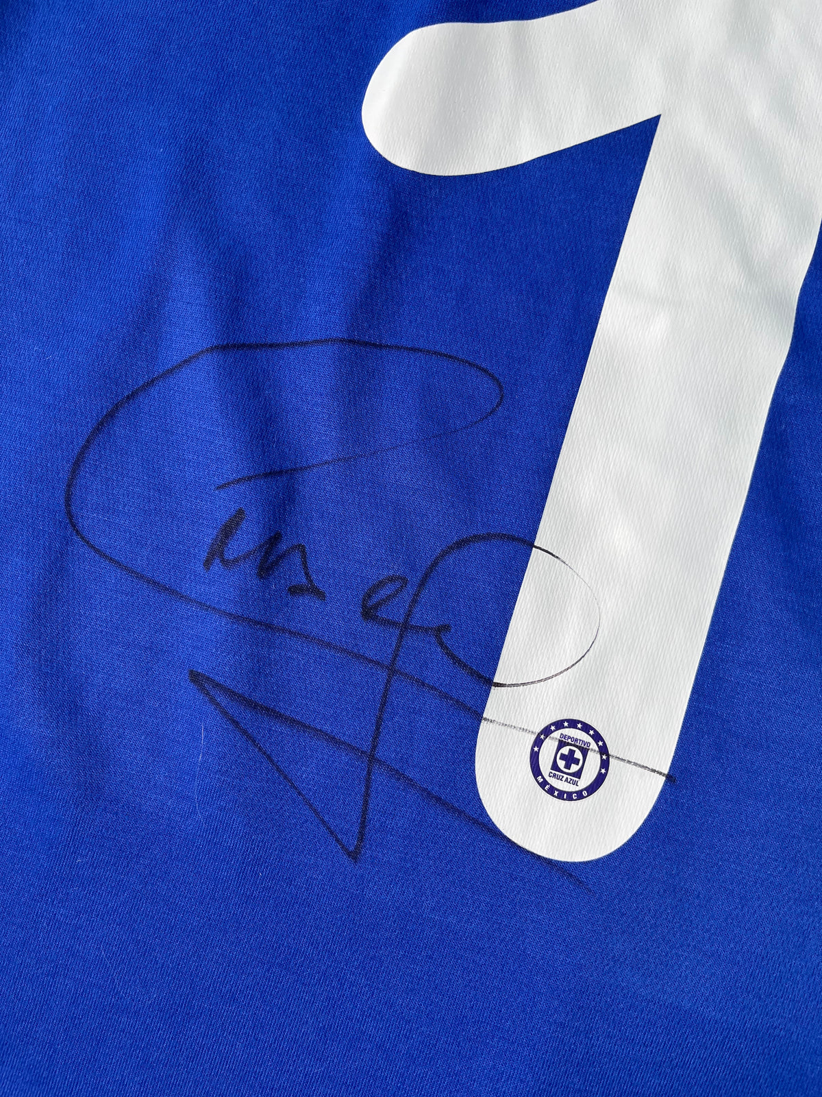 Jersey Cruz Azul Local *Versión Básica* 2013 2014 Autografiada Christian "Chaco" Giménez (XL)