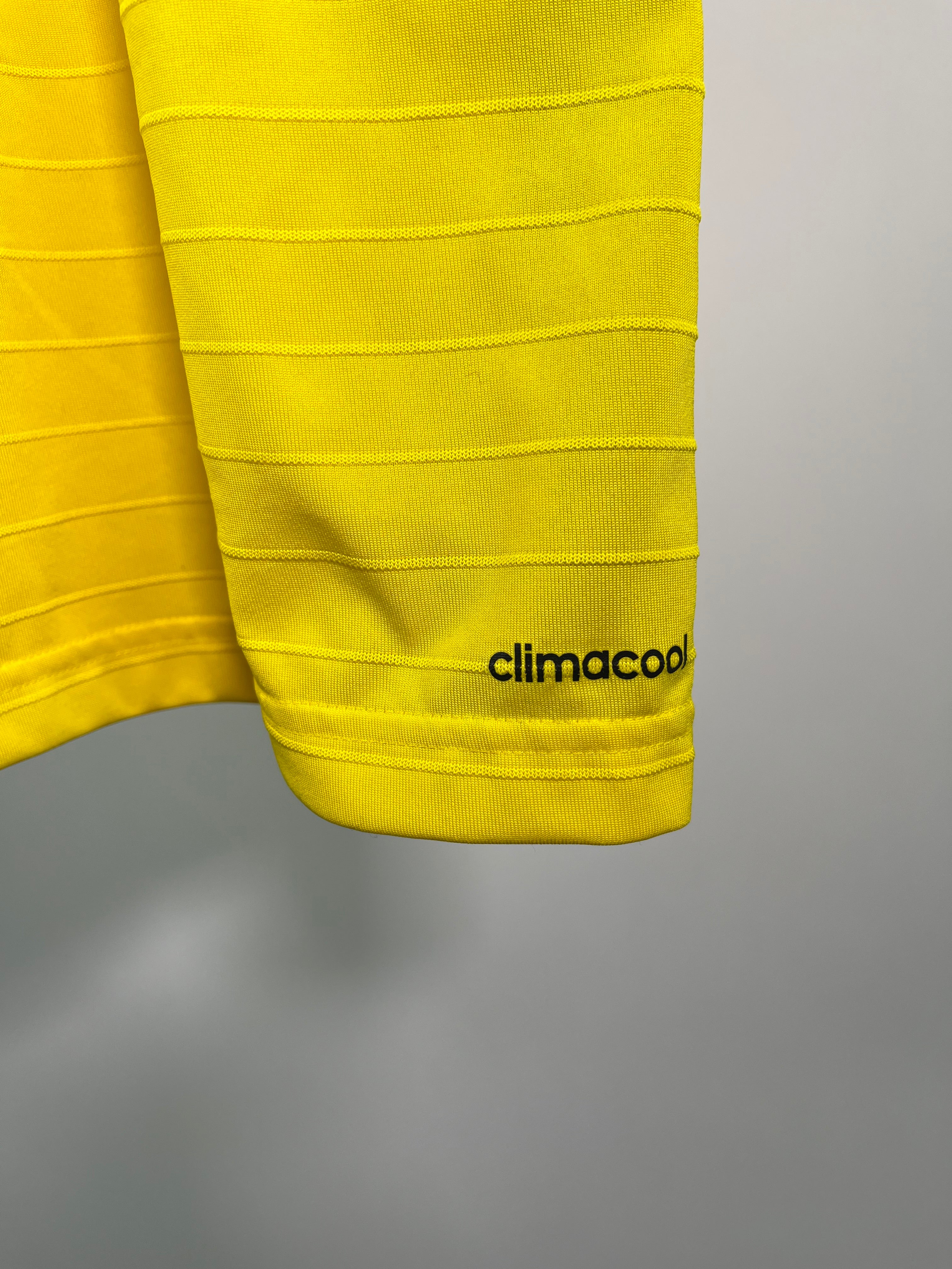 Jersey Suecia Local 2014 2016 Zlatan Ibrahimović (M)