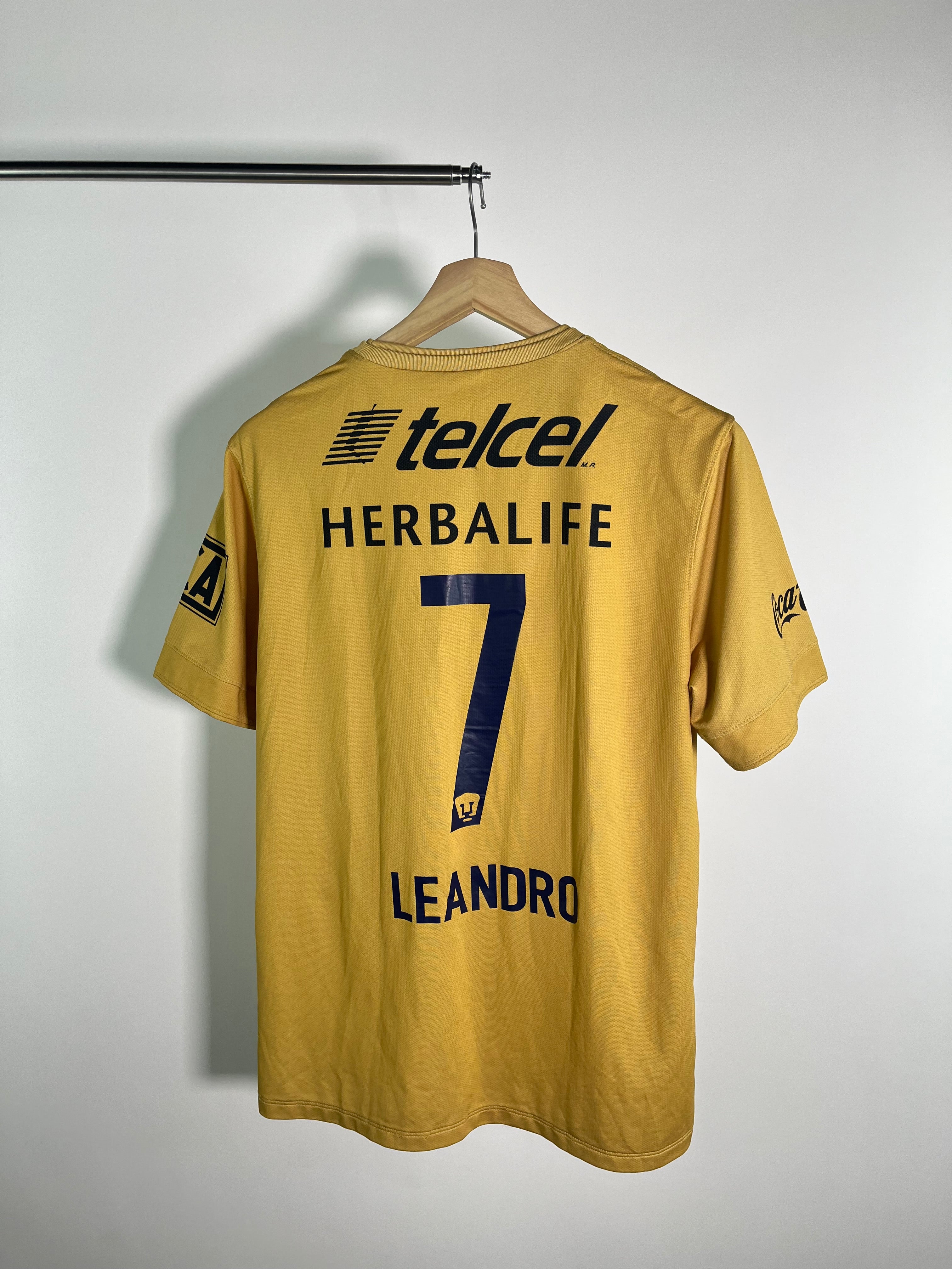 Jersey Pumas Local 2014 2015 Leandro Augusto (L)