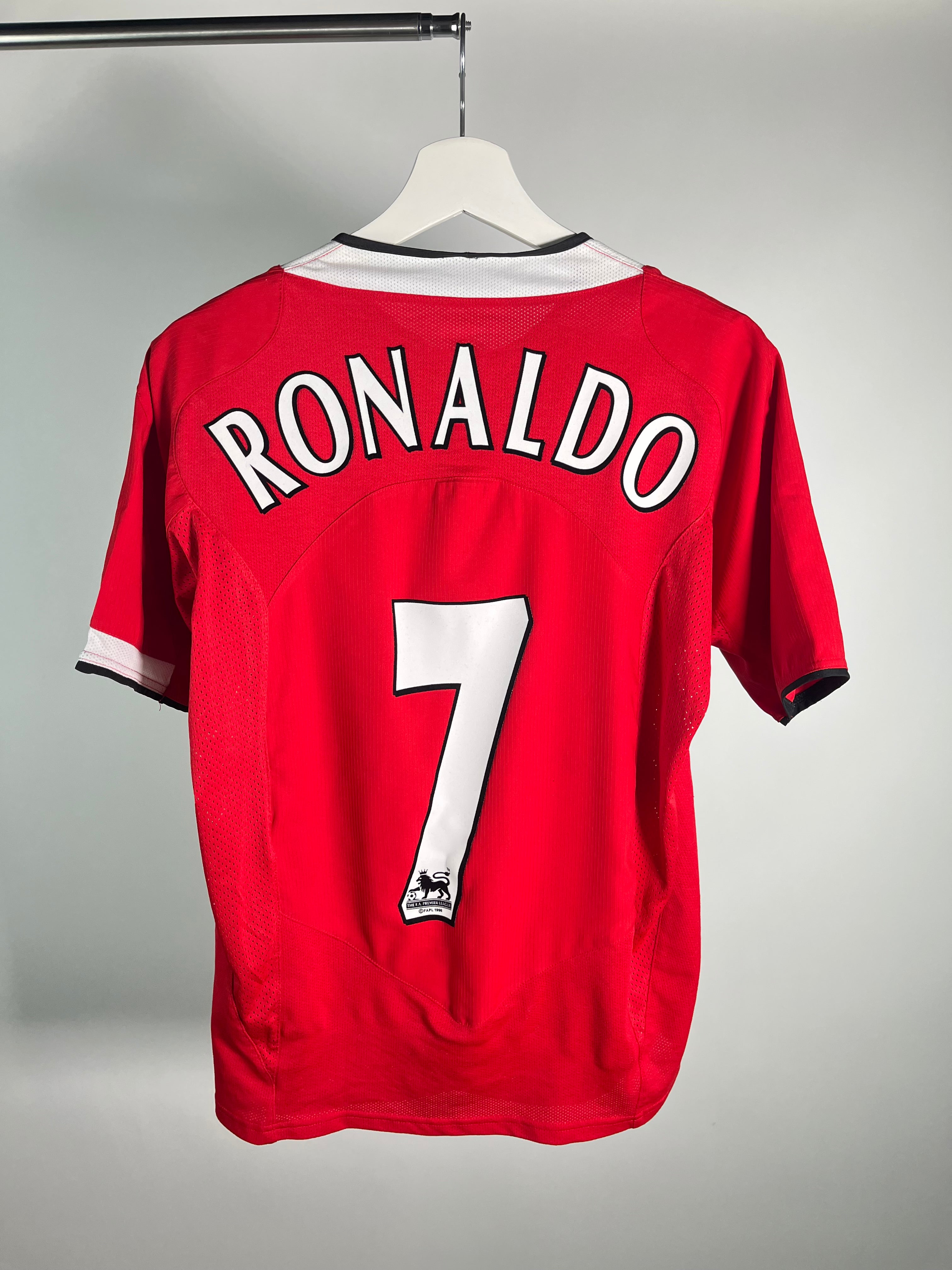 Jersey Manchester United Local 2004 2005 *Total 90* Cristiano Ronaldo (S)