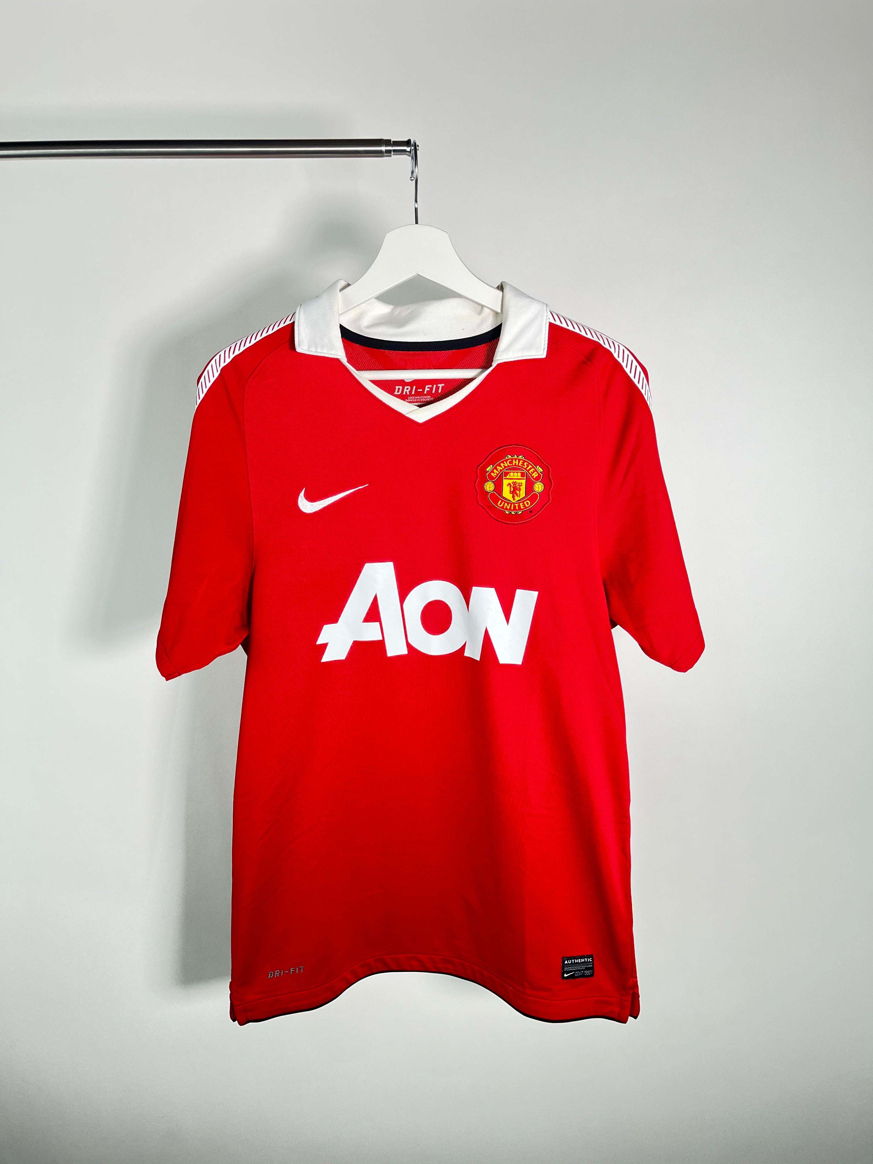 Jersey Manchester United  Local 2010 2011 Chicharito (S)