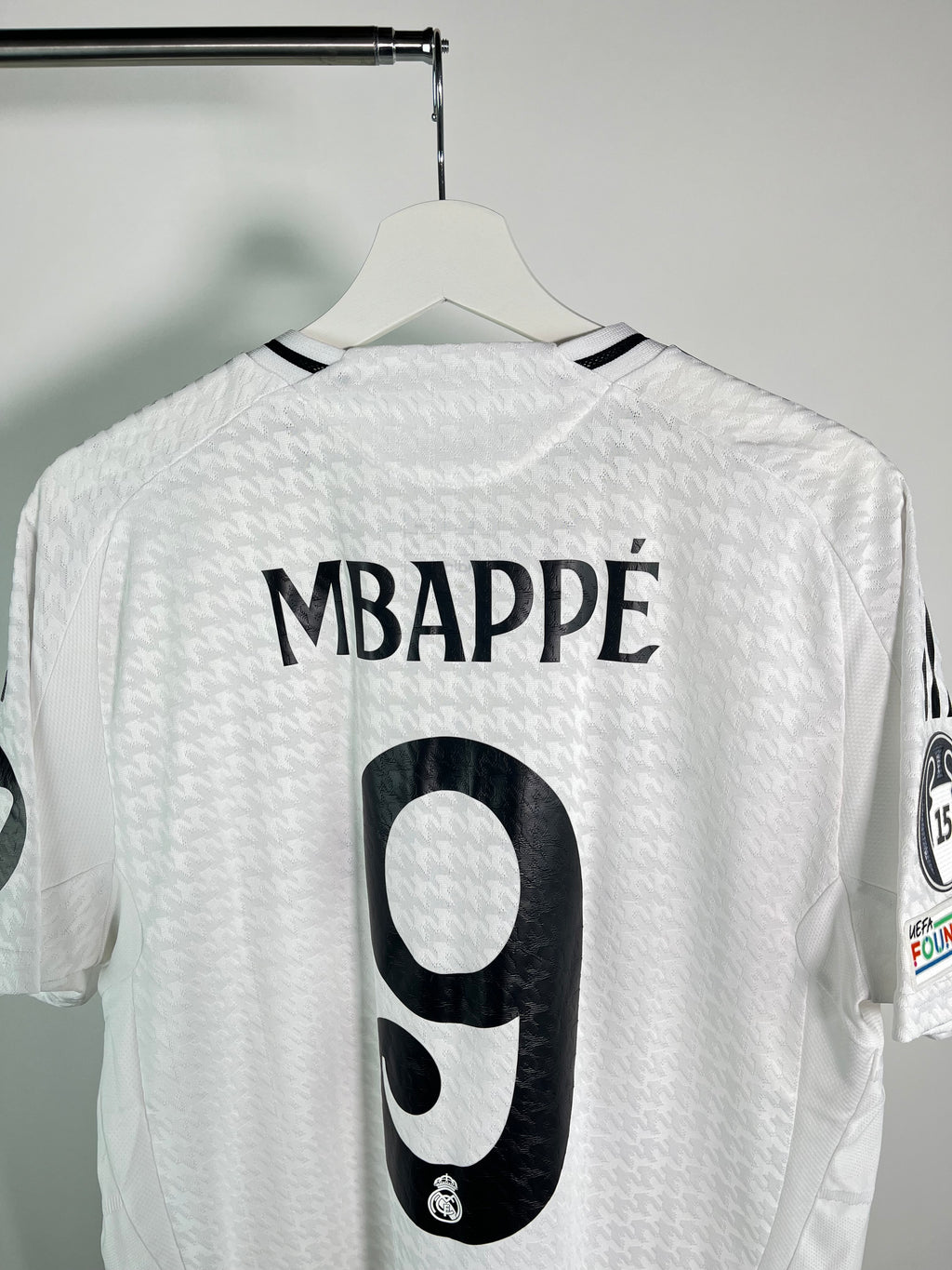 Jersey Real Madrid Local 2024 2025 Versión Jugador Kylian Mbappé (L)