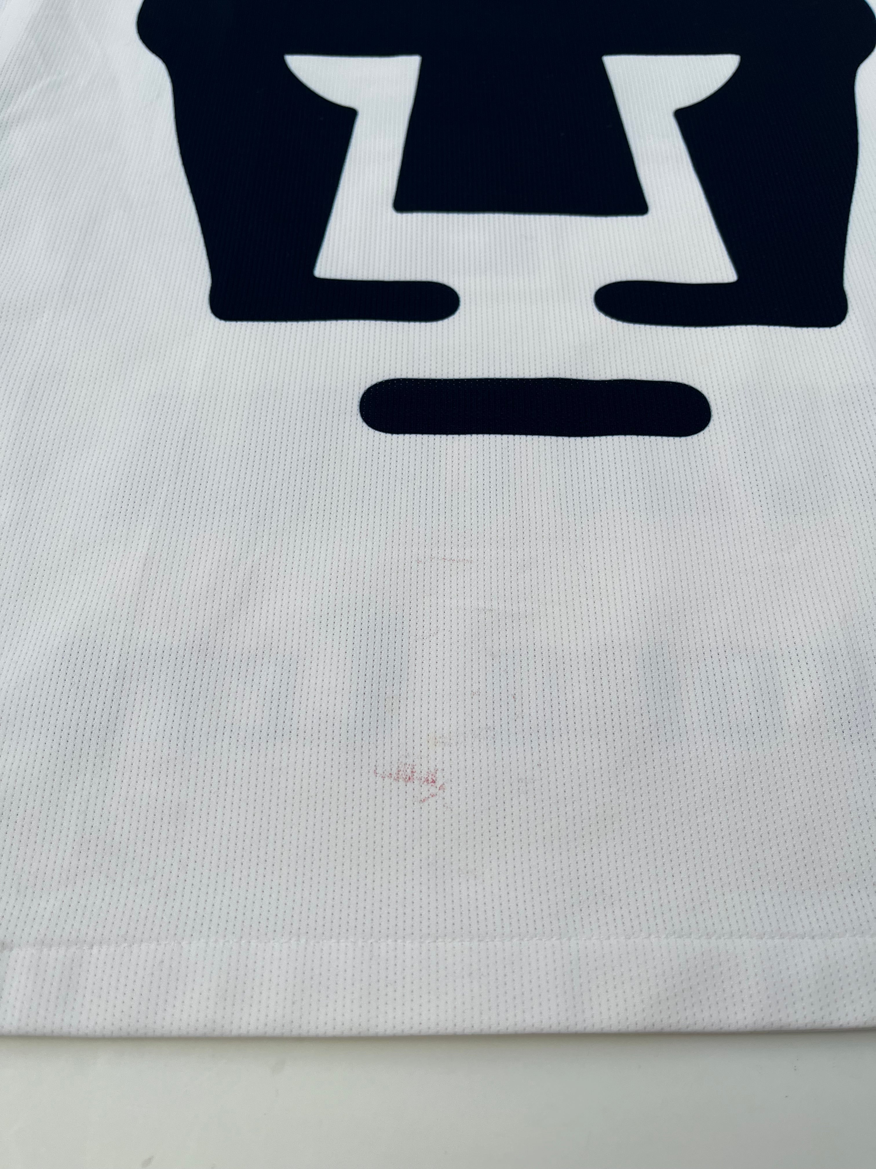 Jersey Pumas Visita 2017 2018 Utilería Autografiado por Fernando Quintana (L)