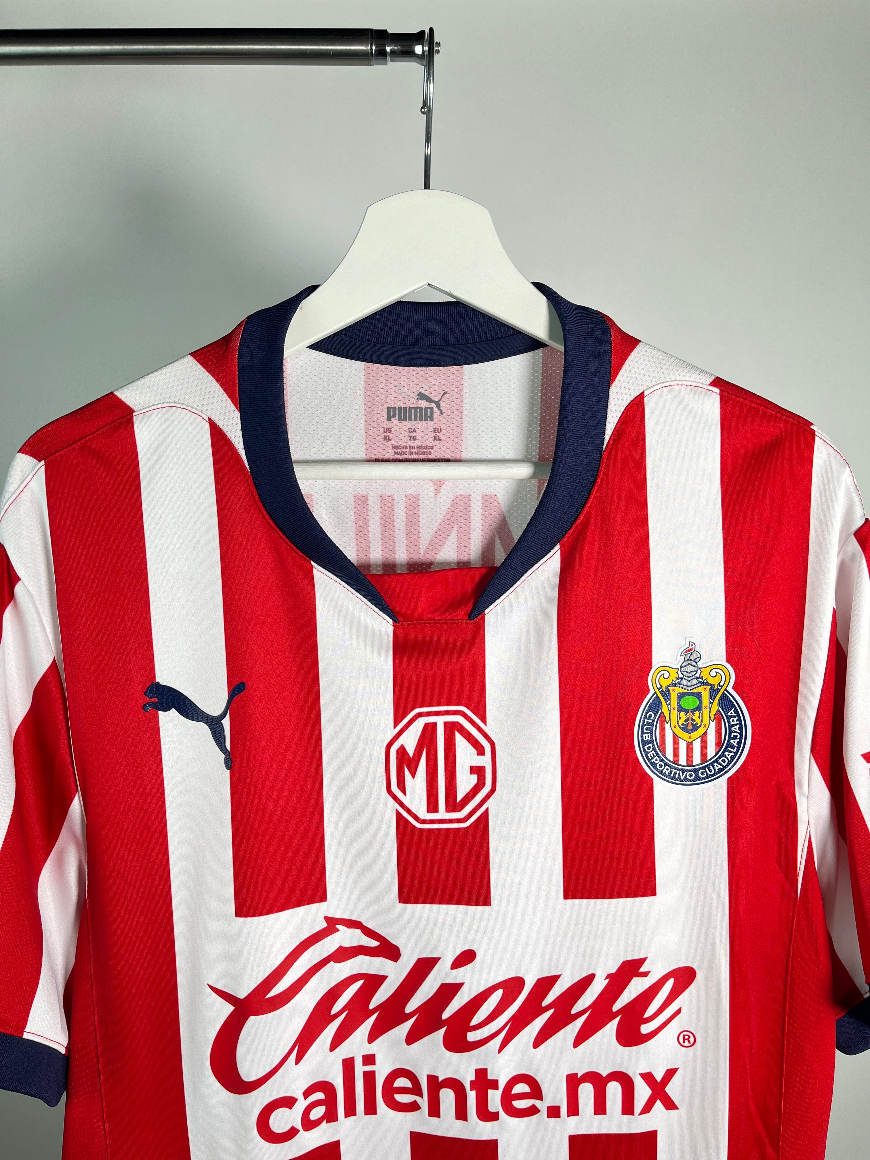 Jersey Chivas Local 2024 2025 (XL)