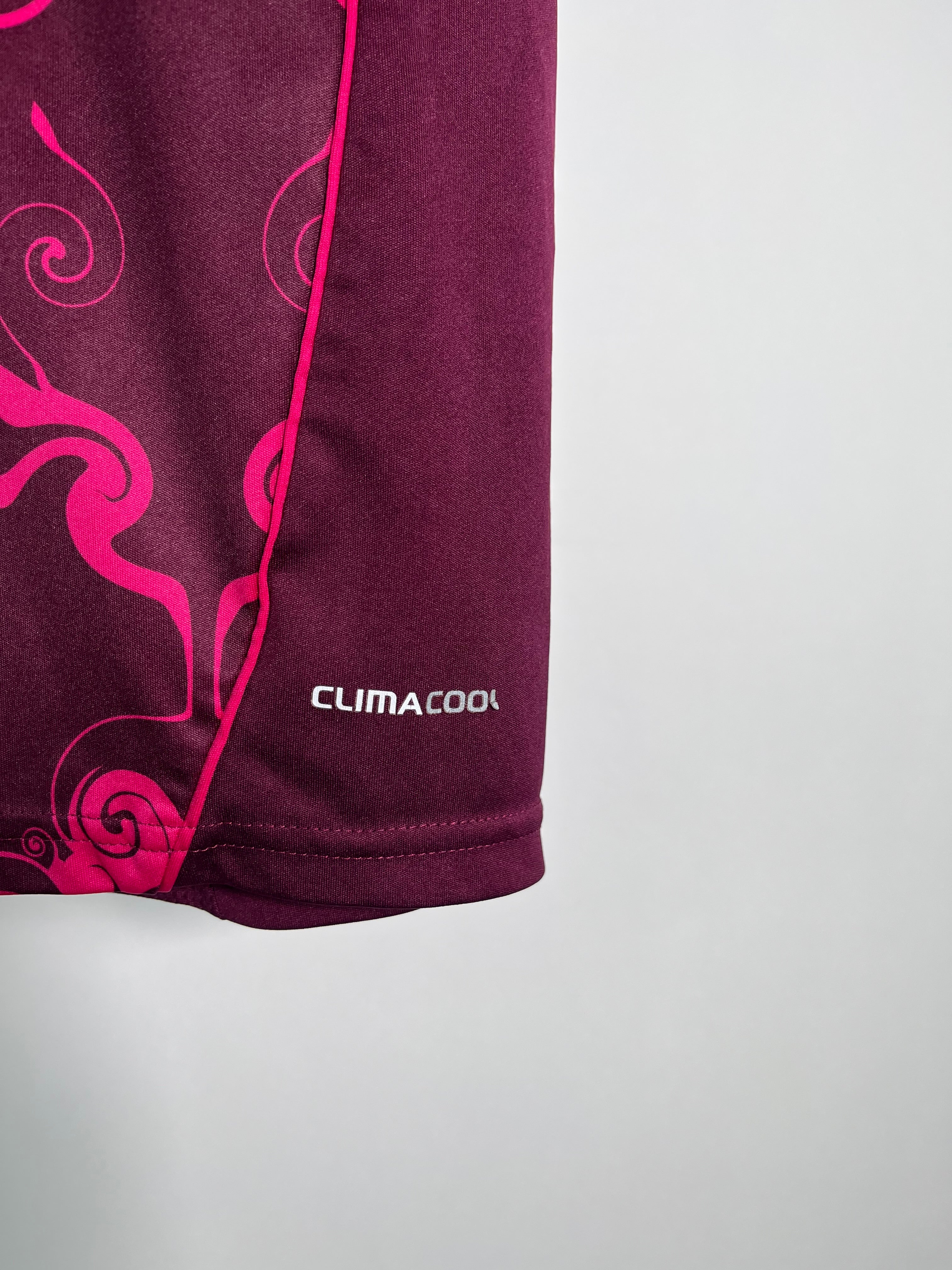 Jersey Olympique Lyon Visita 2010 2011 (L Niño)