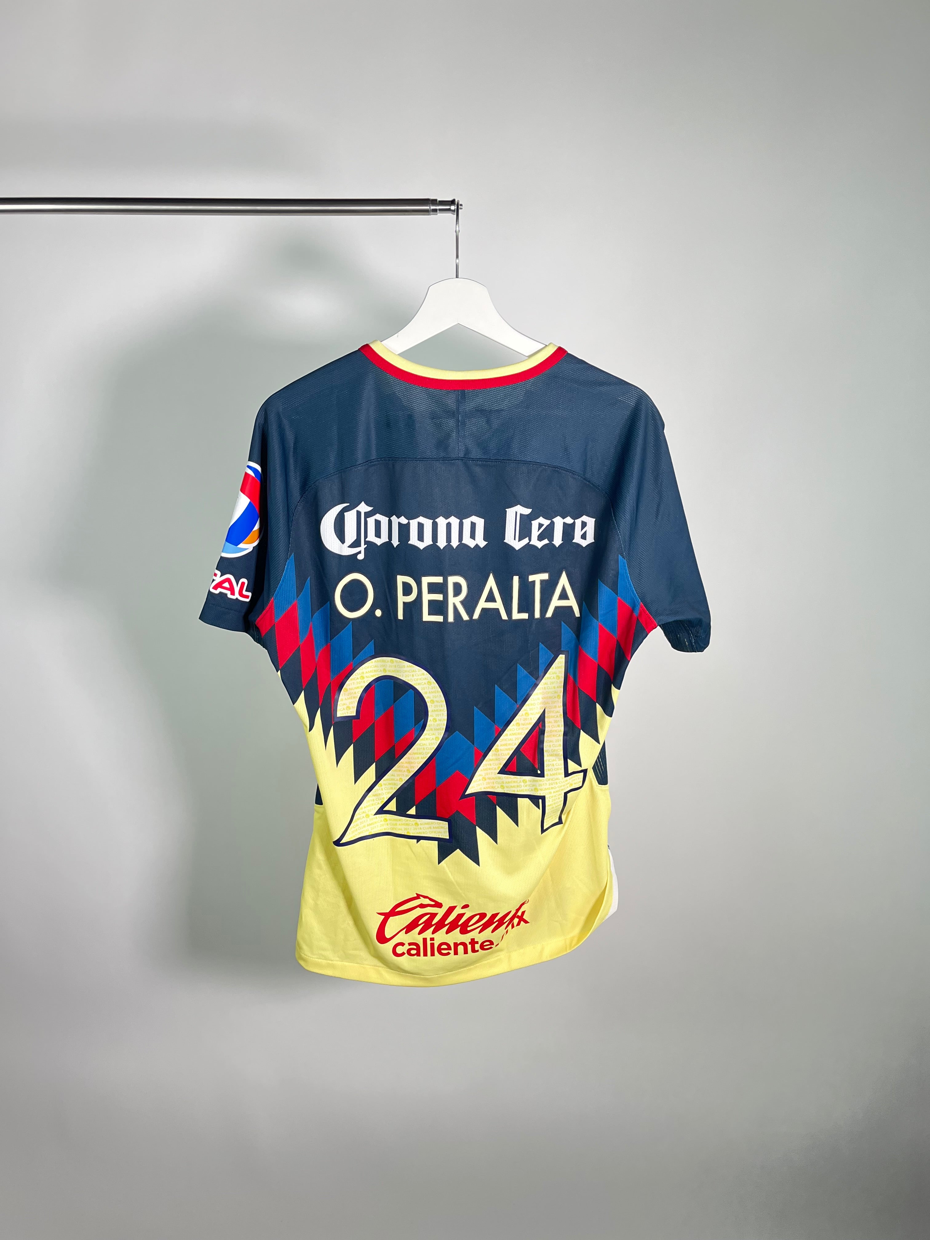 Jersey Club América Local 2017 2018 Utilería Oribe Peralta (L)