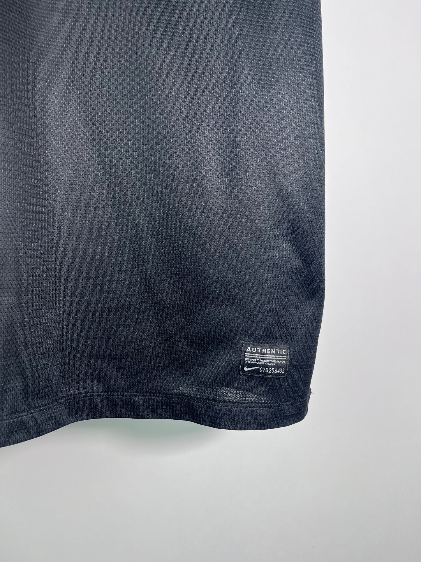 Jersey Manchester City Visita 2013 2014 Kün Aguero (L)