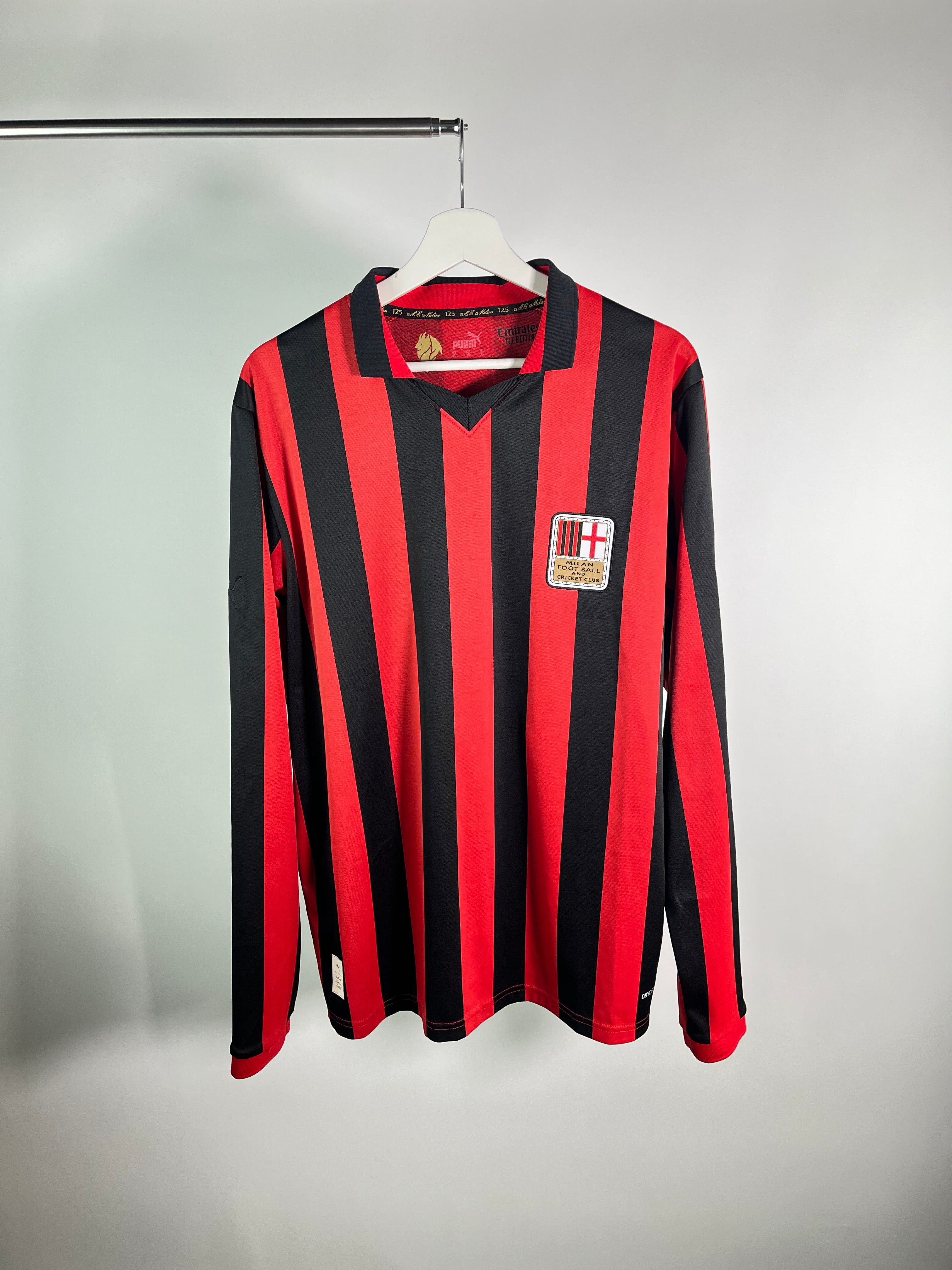 Jersey AC Milán Especial 2024 2025 125 Aniversario Manga Larga Rafael Leao (XL)