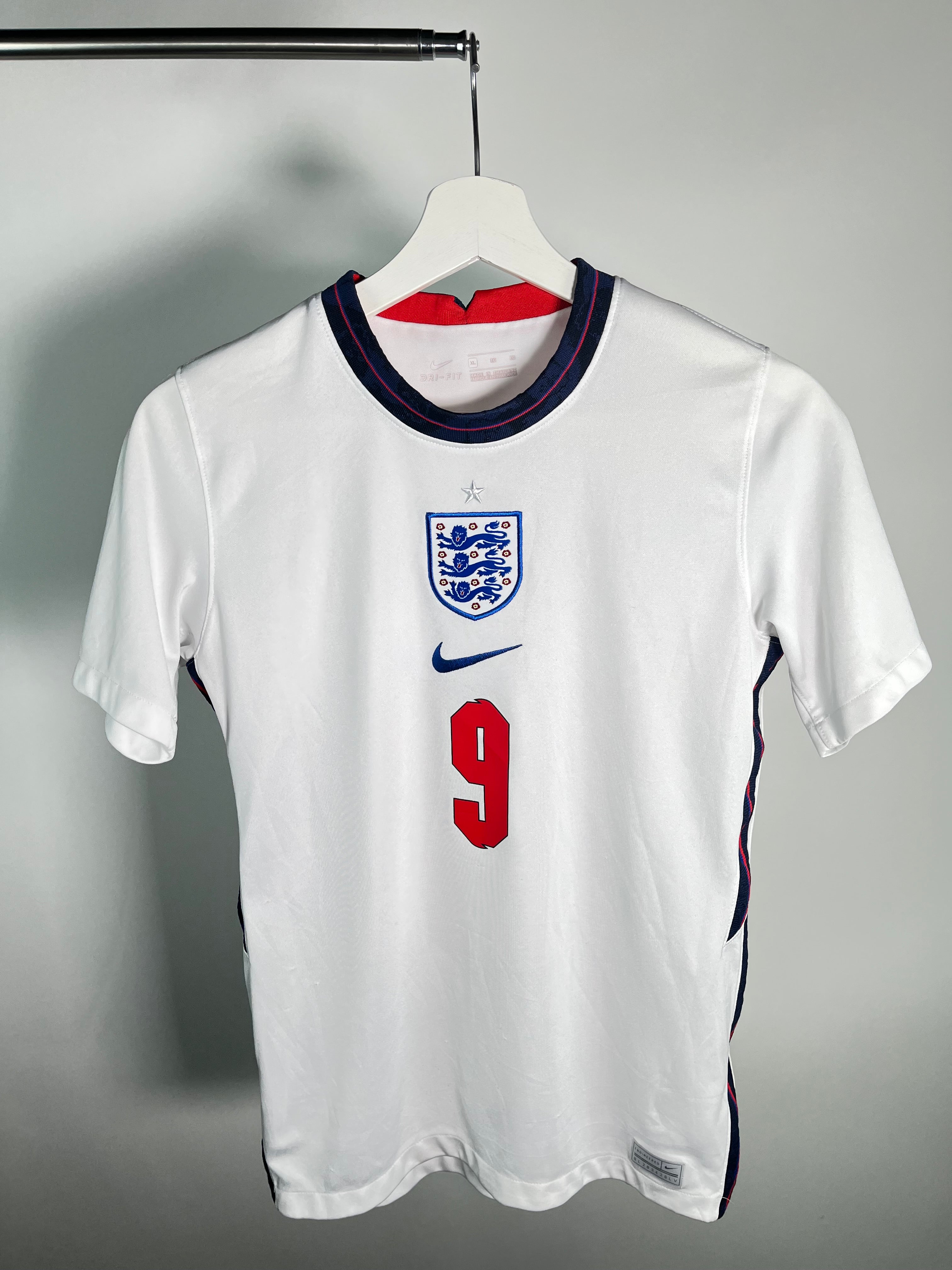 Jersey Inglaterra Local 2022 2022 Harry Kane (XL Niño)