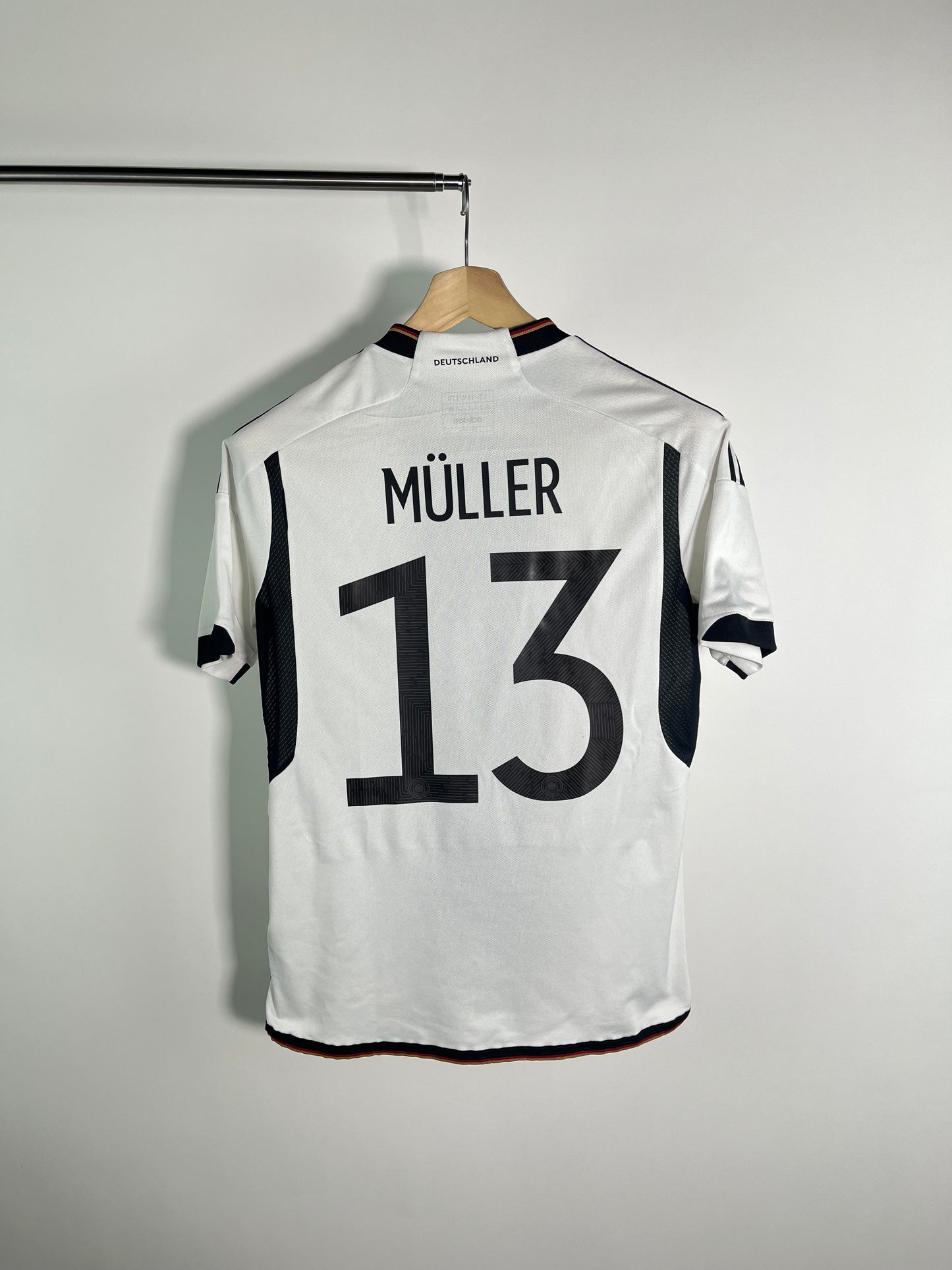 Jersey Alemania Local 2022 2023 Thomas Müller (XL Niño)