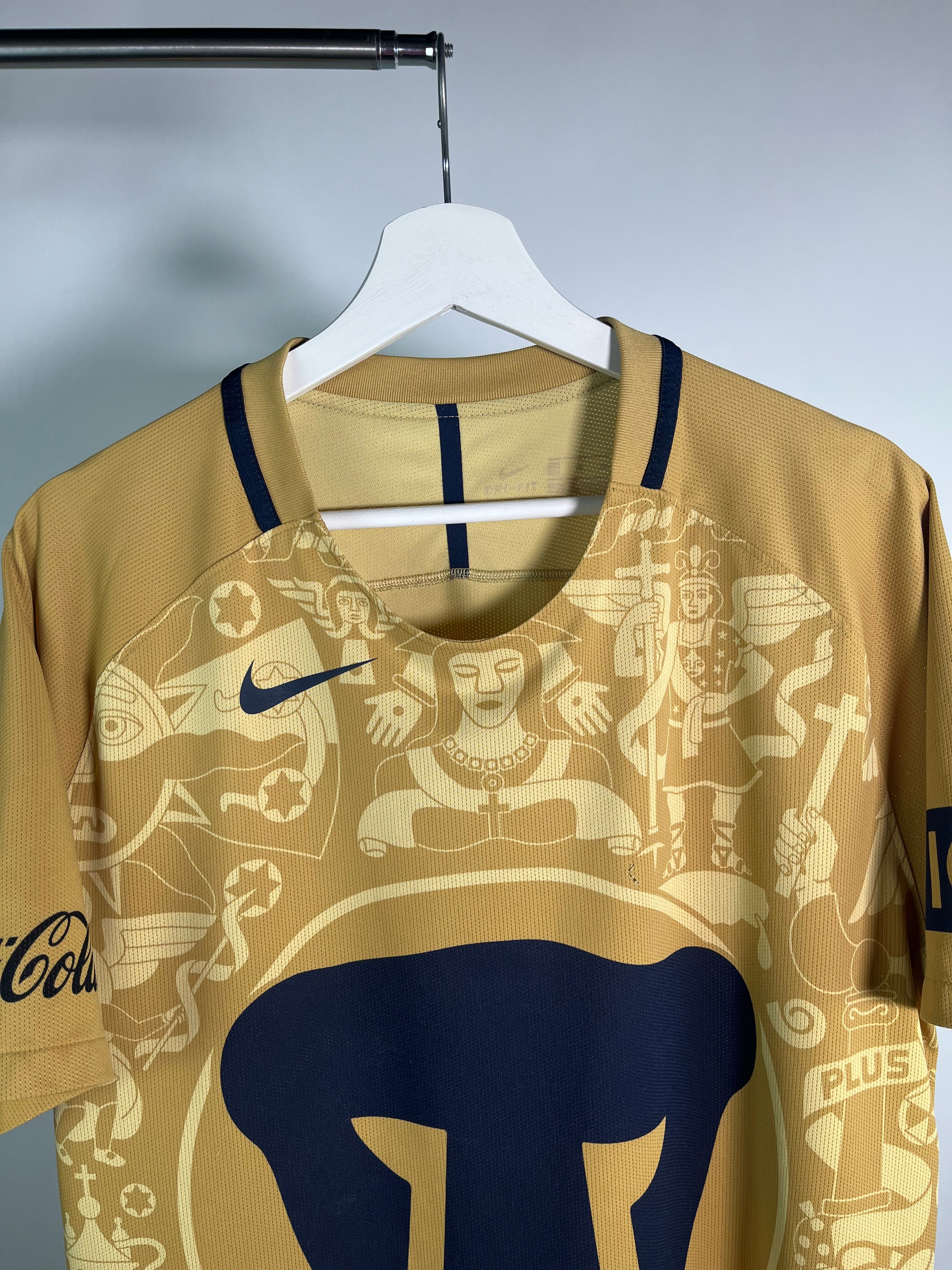 Jersey Pumas Local 2016 2017 Versión Jugador (XL)