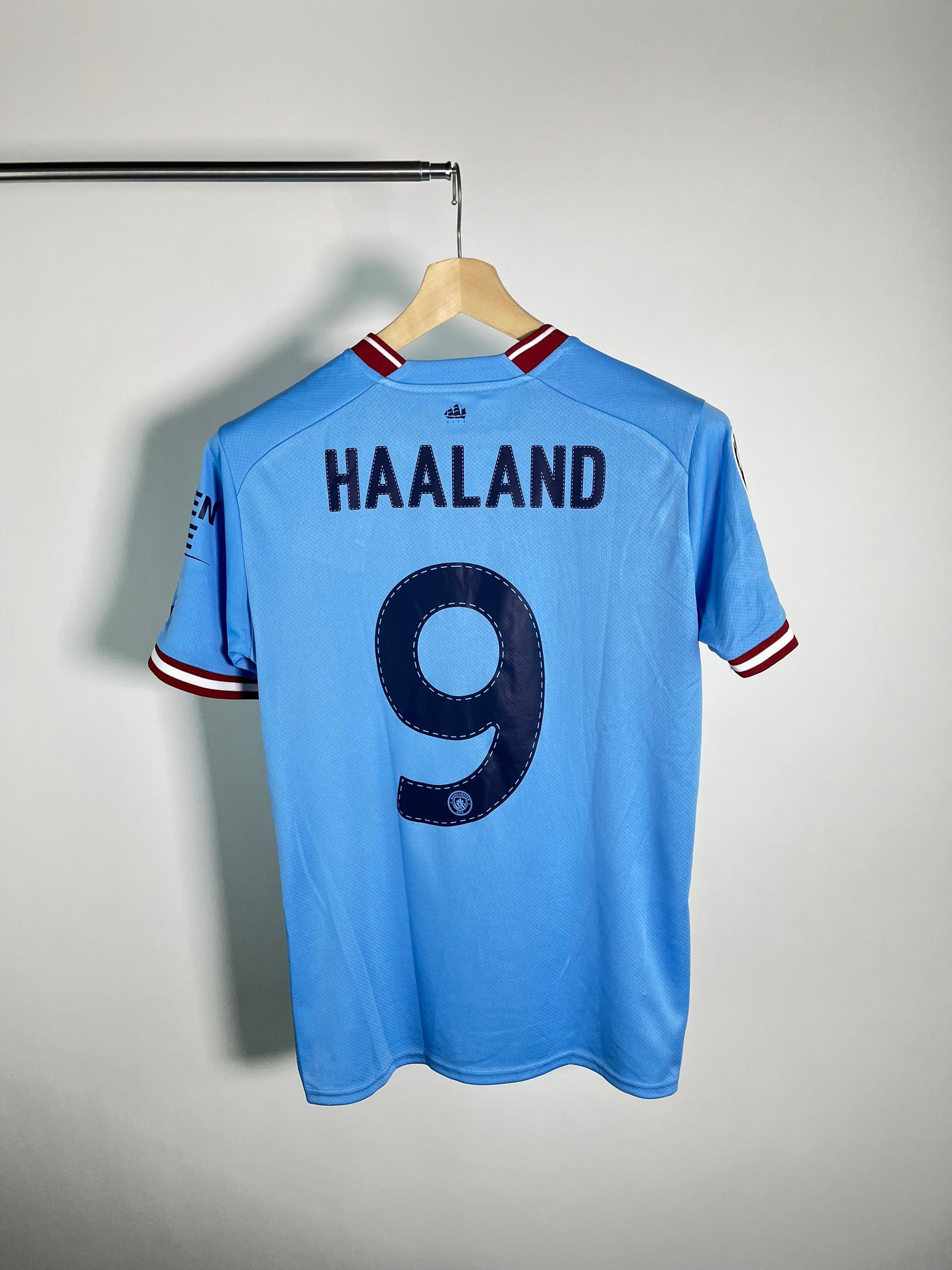 Jersey Manchester City Local 2022 2023 Erling Haaland (M)