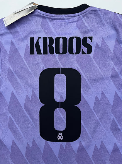Jersey Real Madrid Visita 2022 2023 Toni Kroos (M)